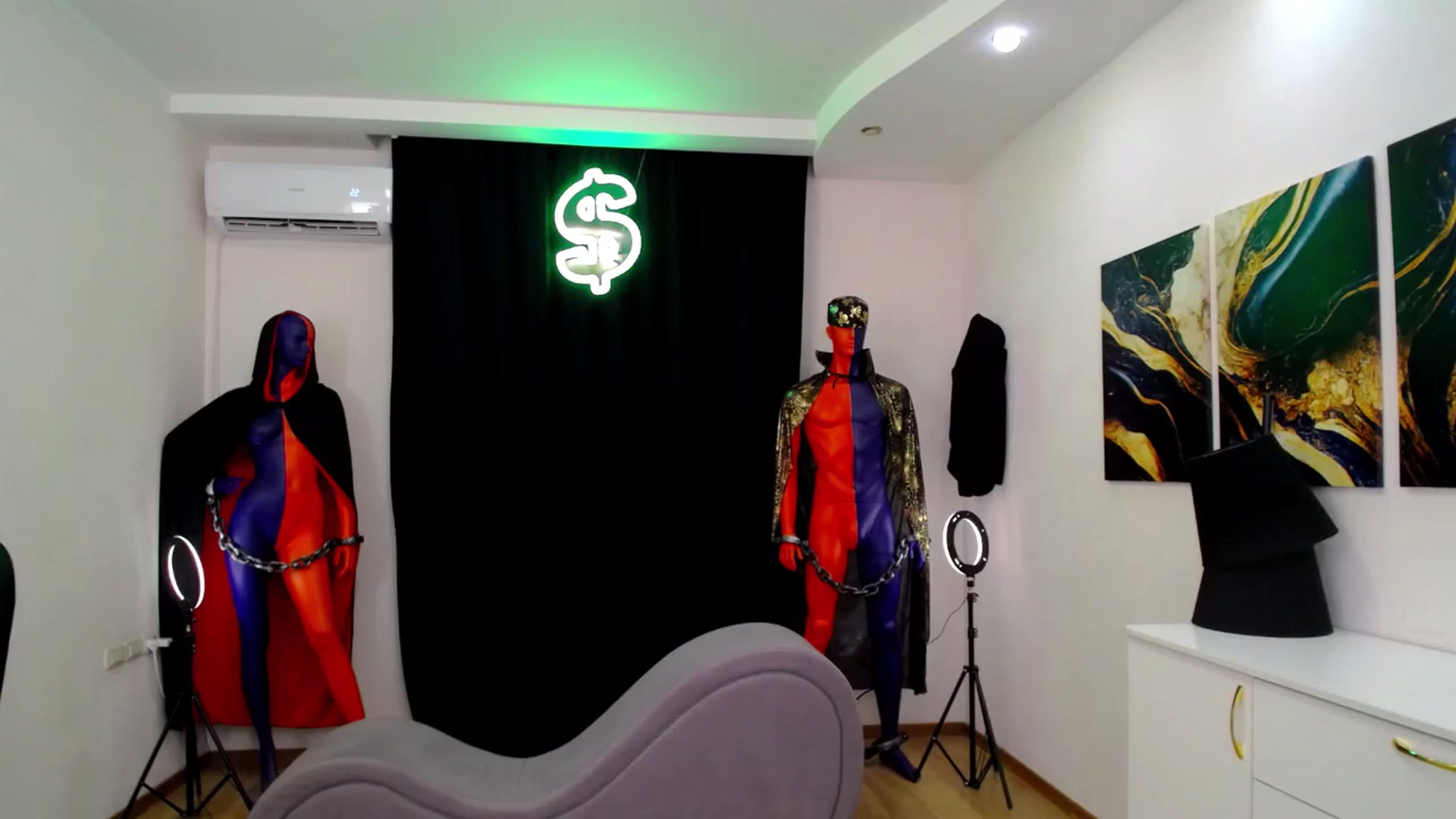 Gallery image thumbnail from AdmireMyEyes's myfreecams stream on, 11/16/2024, 11:32 image 15 of 20