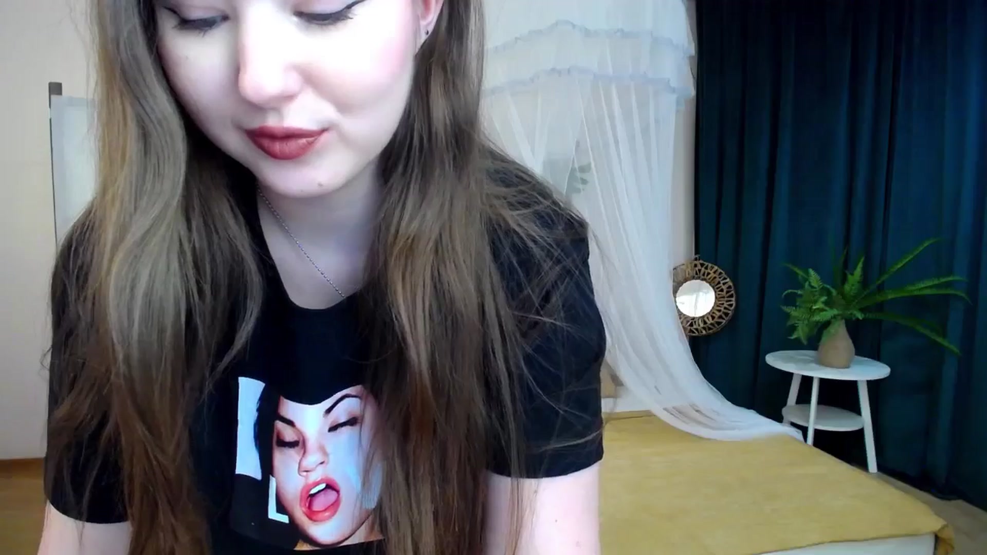 Gallery image thumbnail from AdmireMyEyes's myfreecams stream on, 11/19/2024, 23:46 image 3 of 20