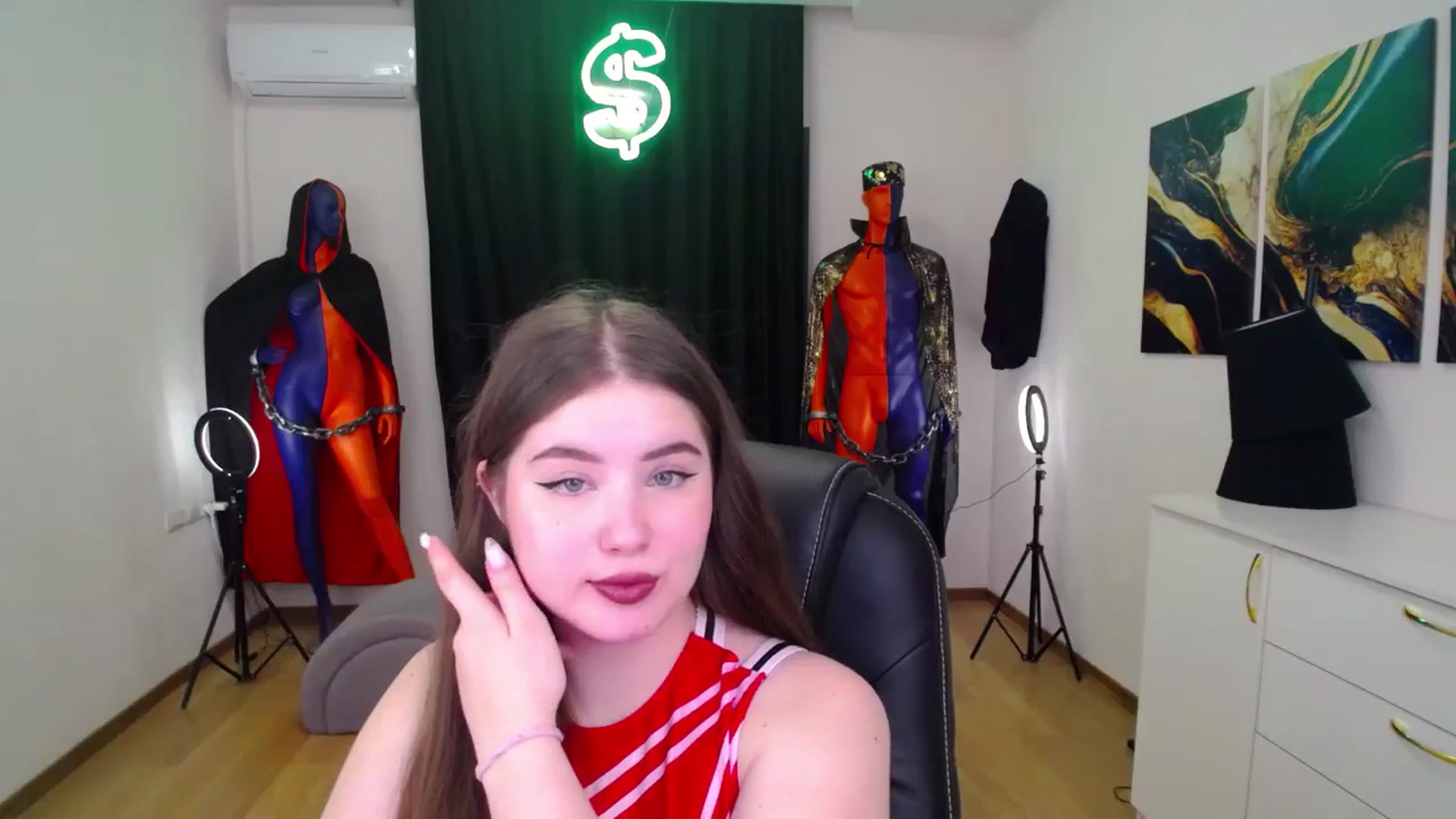 Gallery image thumbnail from AdmireMyEyes's myfreecams stream on, 11/21/2024, 07:44 image 3 of 20