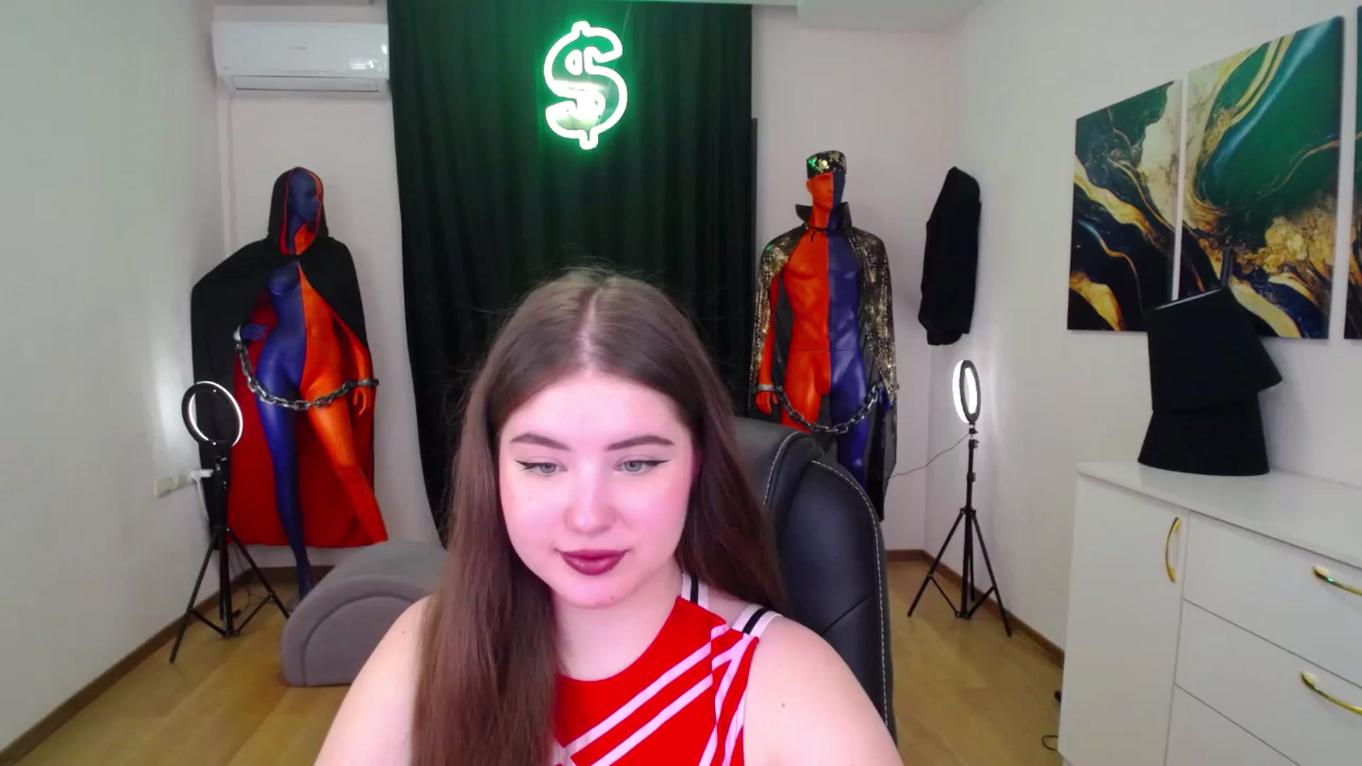 Gallery image thumbnail from AdmireMyEyes's myfreecams stream on, 11/21/2024, 07:44 image 2 of 20