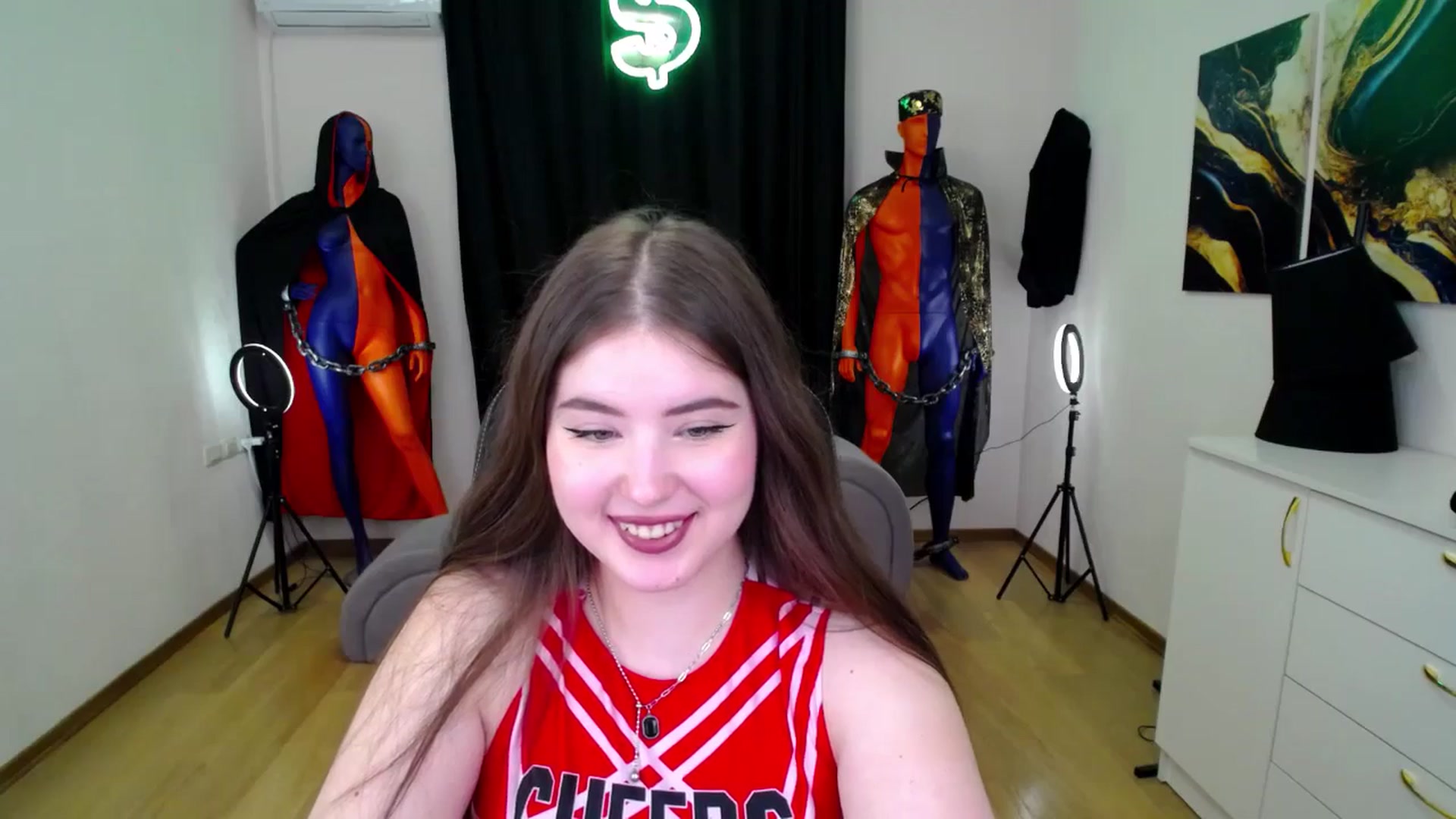Gallery image thumbnail from AdmireMyEyes's myfreecams stream on, 11/21/2024, 08:37 image 18 of 20