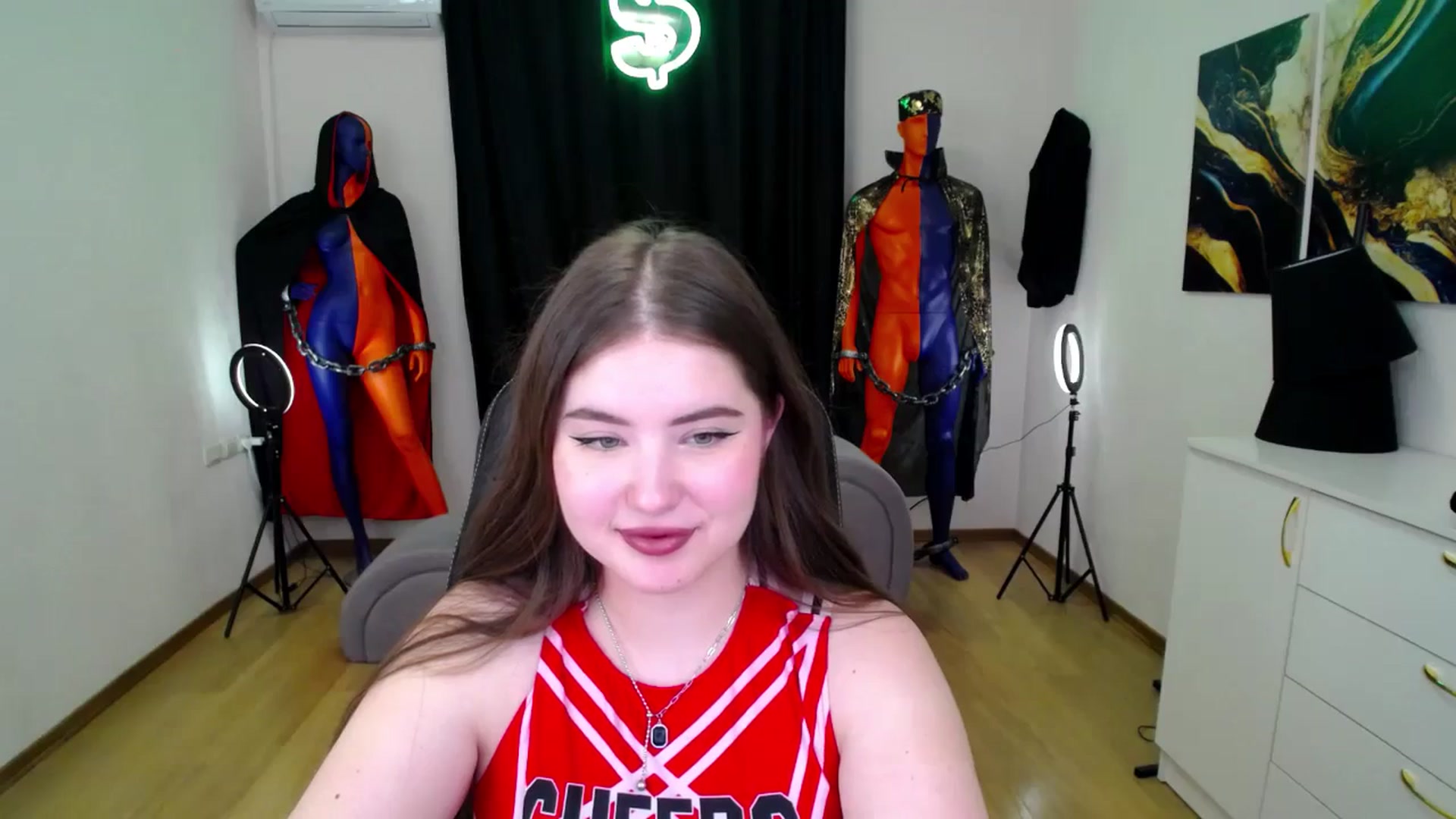 Gallery image thumbnail from AdmireMyEyes's myfreecams stream on, 11/21/2024, 08:37 image 19 of 20