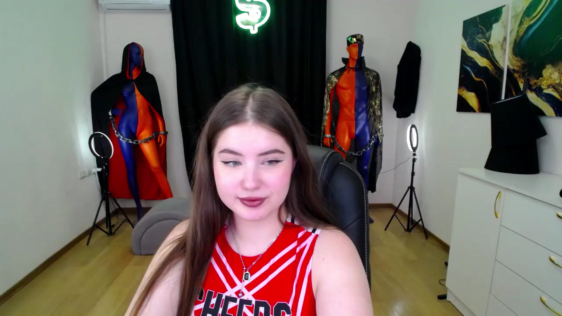 Gallery image thumbnail from AdmireMyEyes's myfreecams stream on, 11/21/2024, 08:37 image 1 of 20