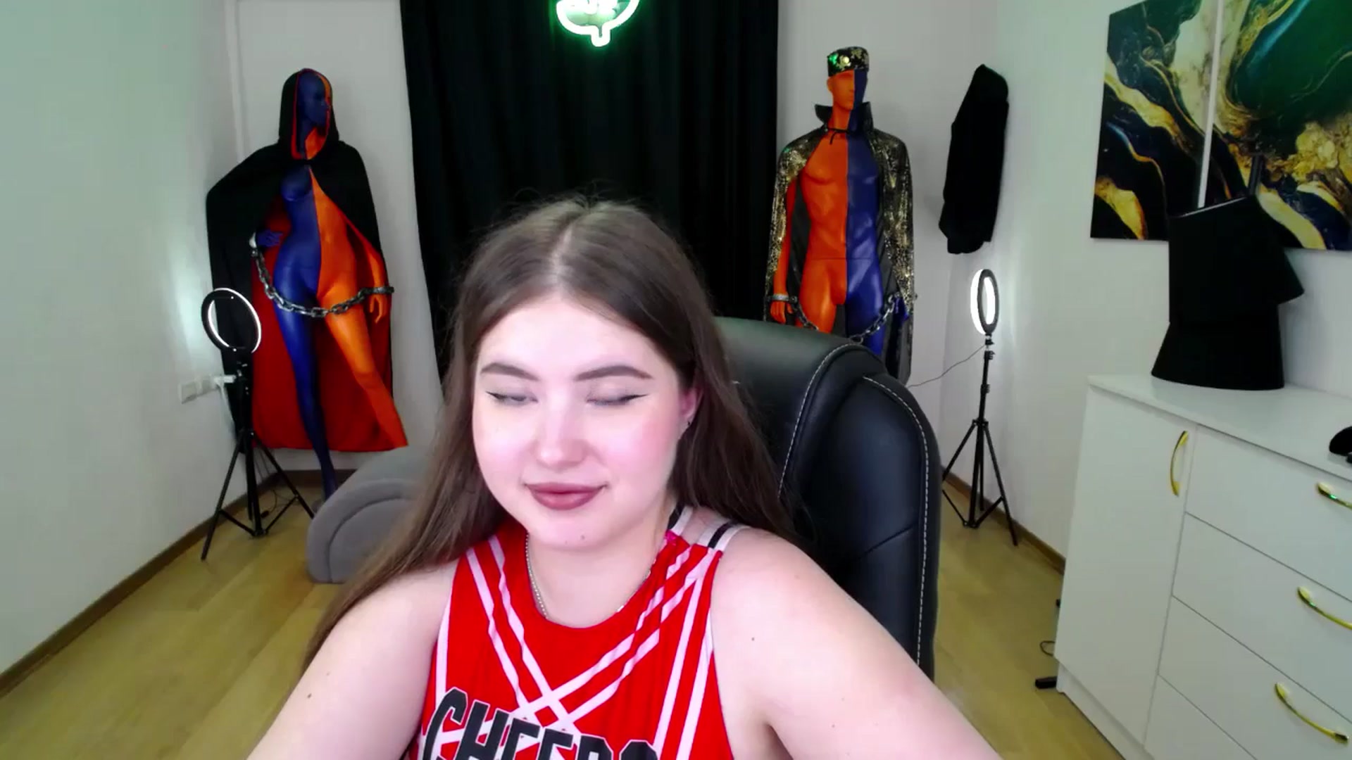 Gallery image thumbnail from AdmireMyEyes's myfreecams stream on, 11/21/2024, 09:47 image 8 of 20