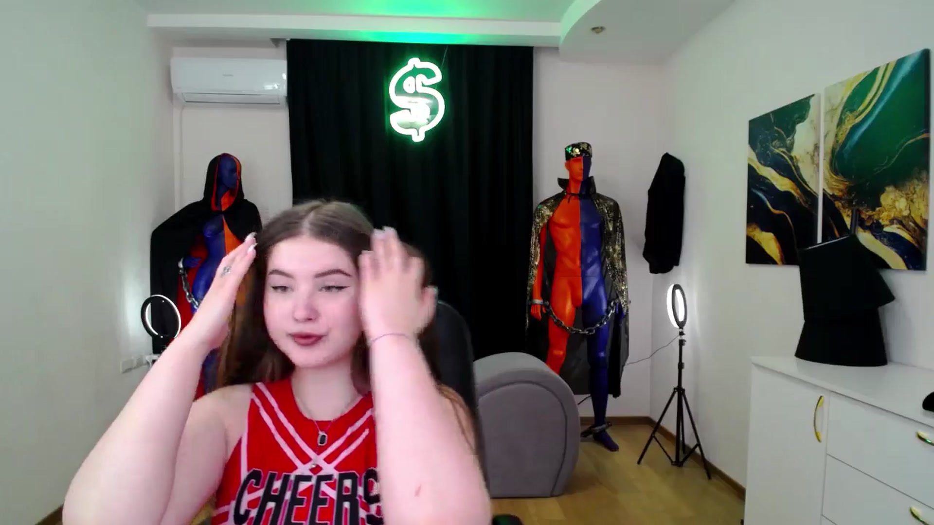 Gallery image thumbnail from AdmireMyEyes's myfreecams stream on, 11/21/2024, 09:47 image 20 of 20