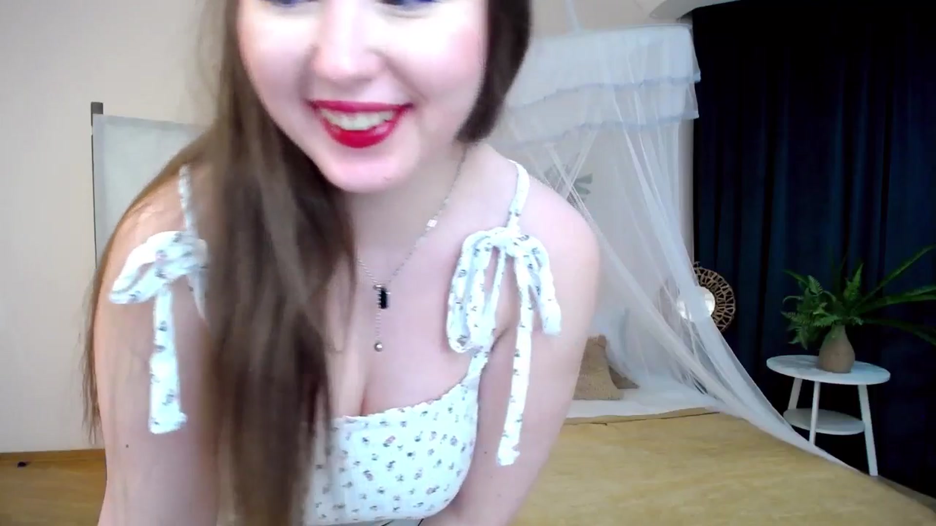 Gallery image thumbnail from AdmireMyEyes's myfreecams stream on, 11/22/2024, 07:31 image 2 of 20