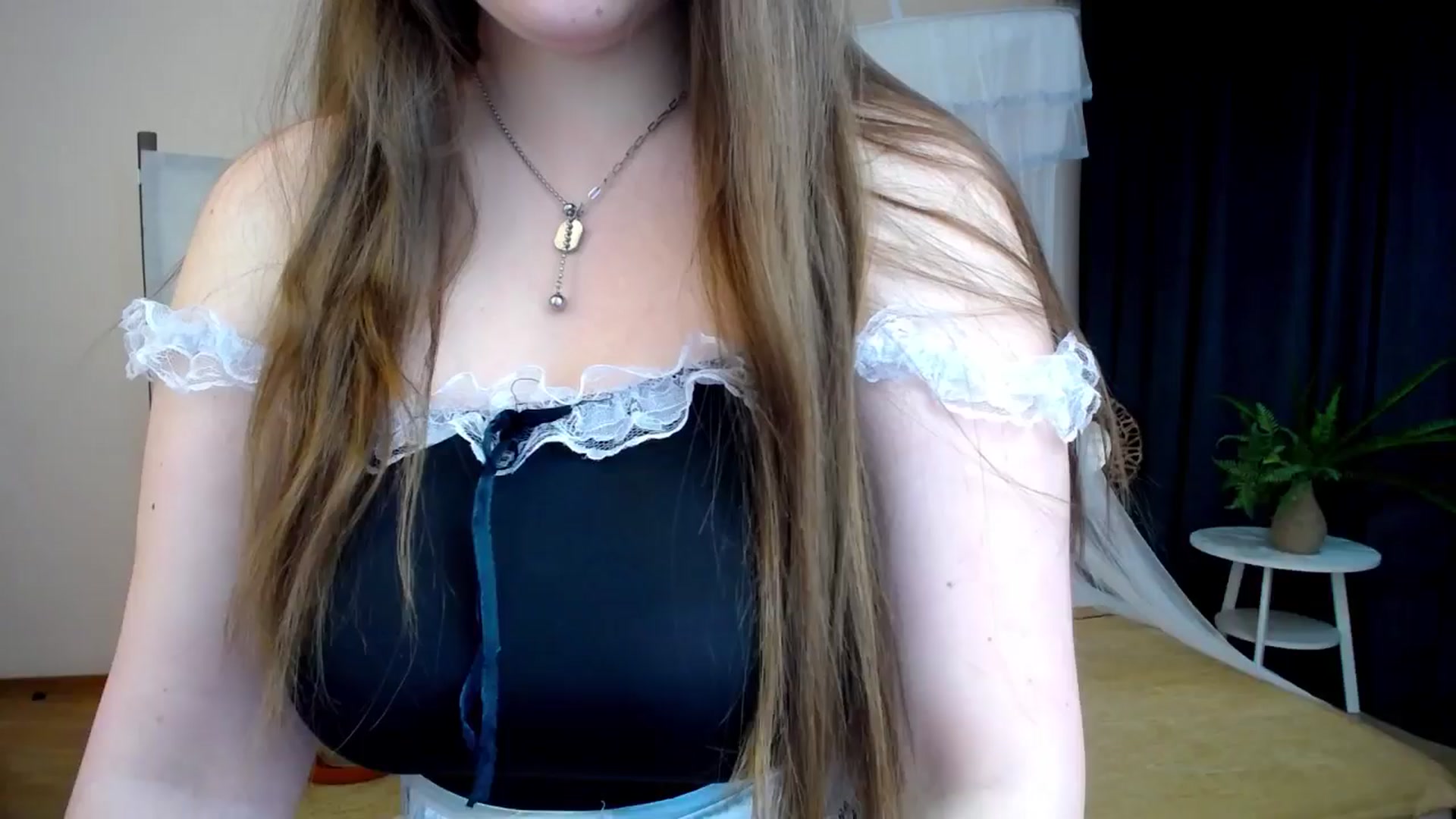 Gallery image thumbnail from AdmireMyEyes's myfreecams stream on, 11/23/2024, 11:33 image 18 of 20