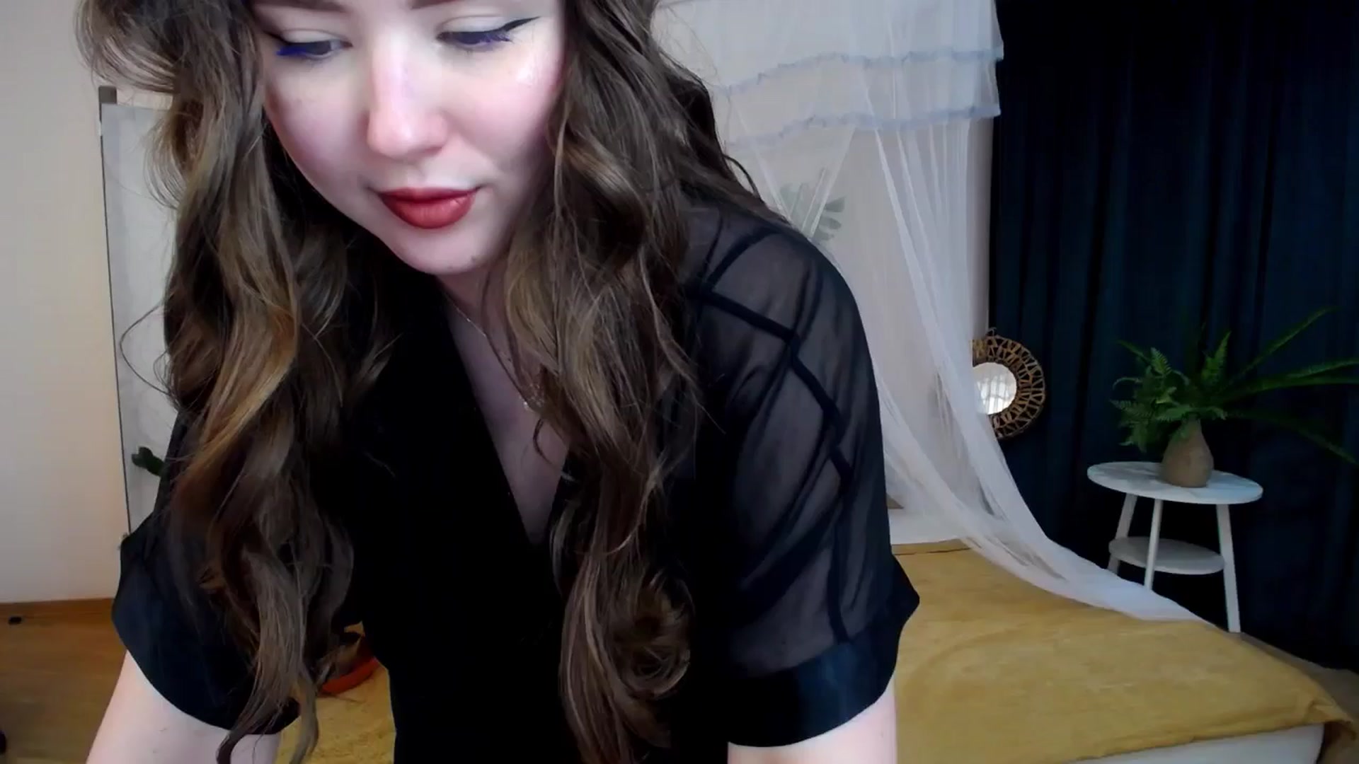 Gallery image thumbnail from AdmireMyEyes's myfreecams stream on, 11/25/2024, 07:32 image 18 of 20