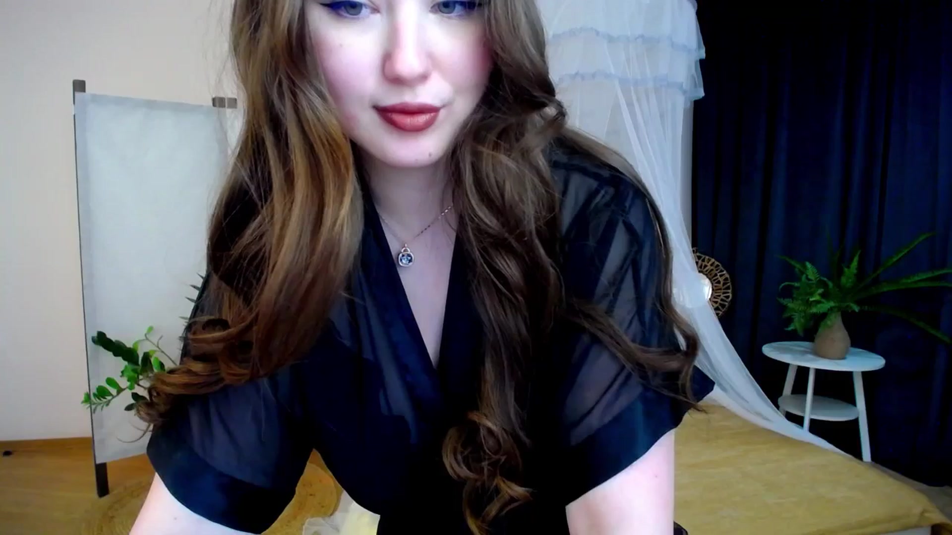 Gallery image thumbnail from AdmireMyEyes's myfreecams stream on, 11/25/2024, 09:43 image 19 of 20