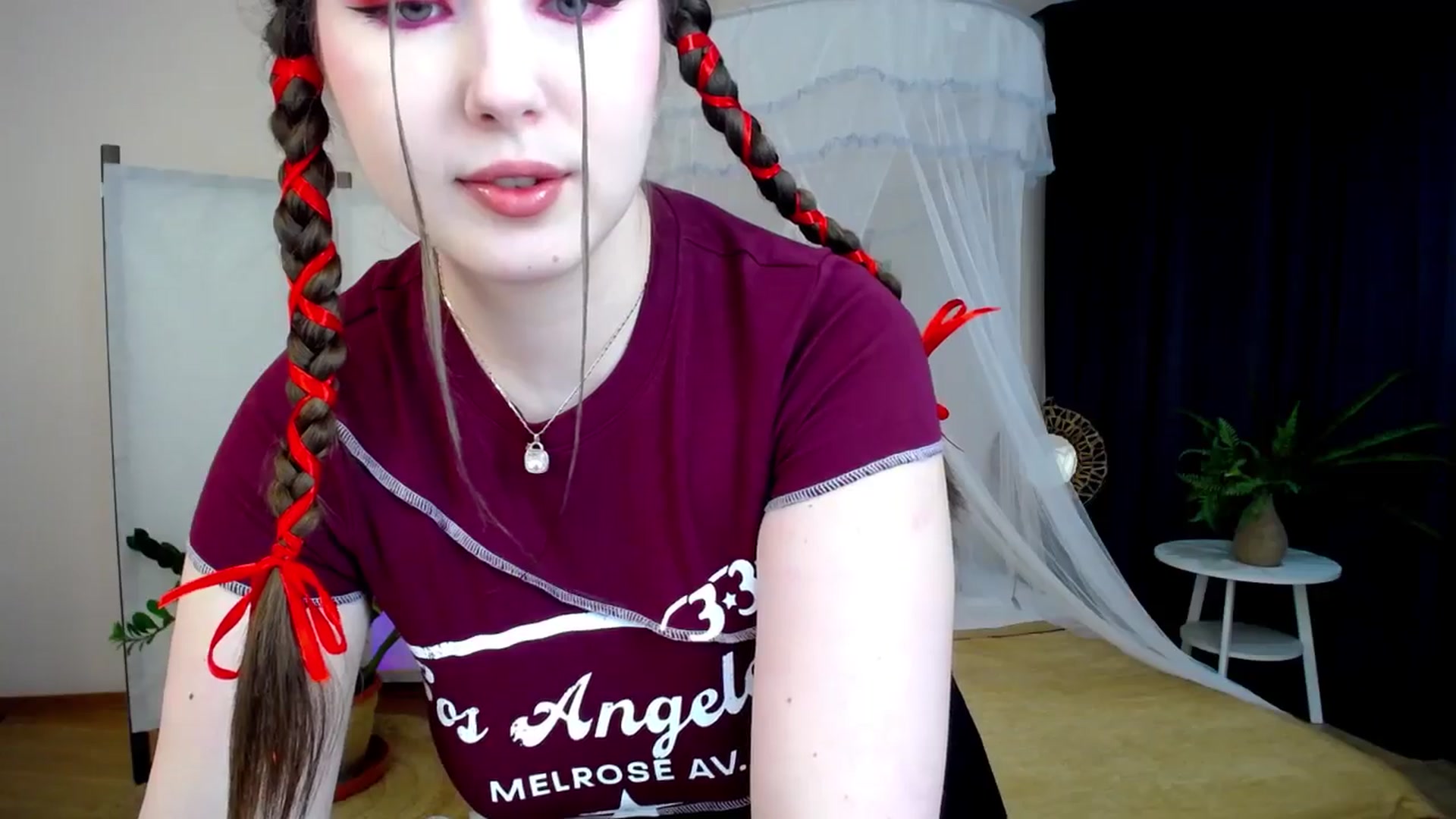 Gallery image thumbnail from AdmireMyEyes's myfreecams stream on, 11/26/2024, 18:54 image 18 of 20