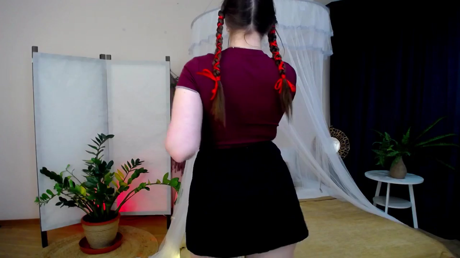 Gallery image thumbnail from AdmireMyEyes's myfreecams stream on, 11/26/2024, 18:54 image 19 of 20