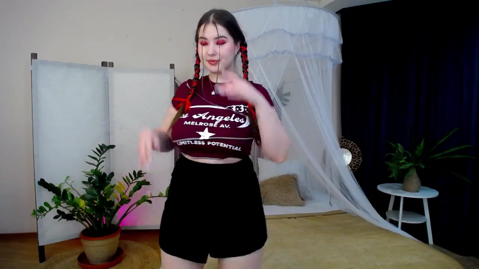 Gallery image thumbnail from AdmireMyEyes's myfreecams stream on, 11/26/2024, 19:47 image 20 of 20