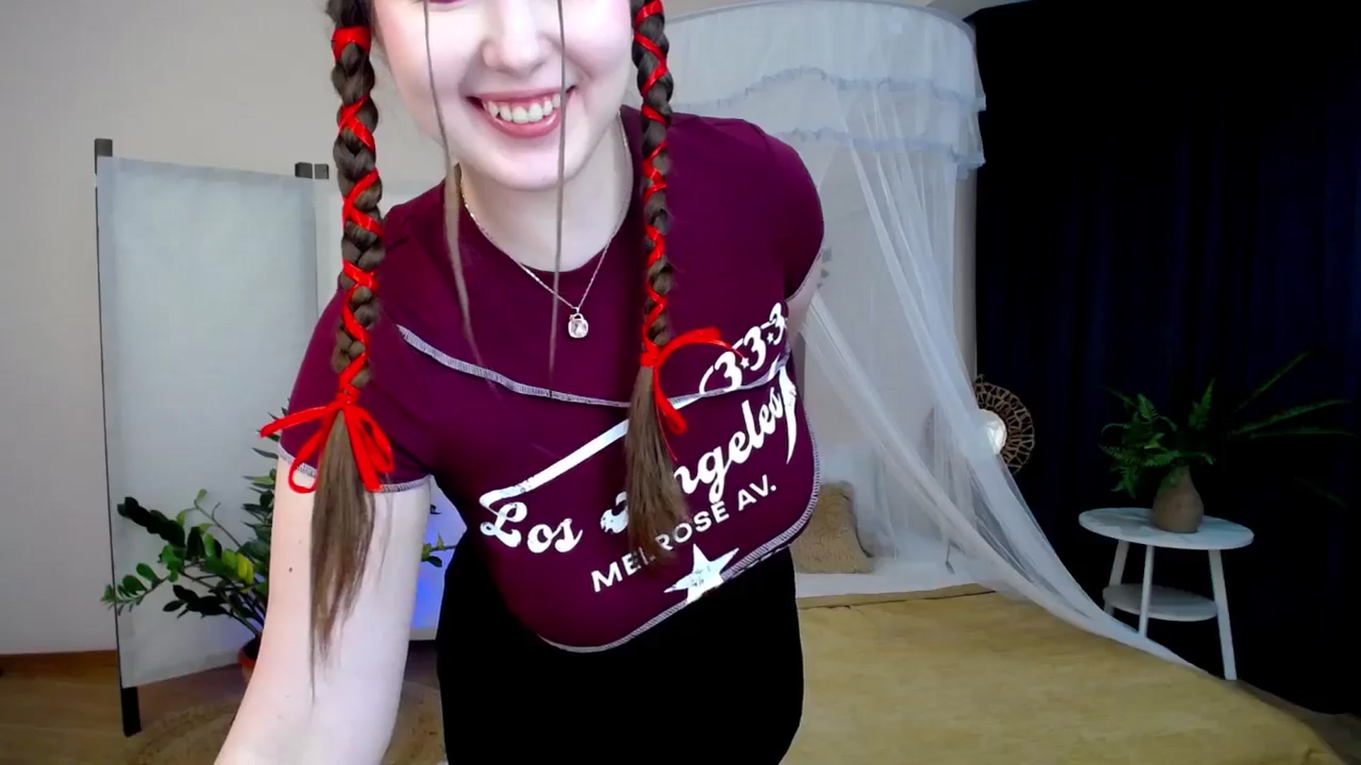Gallery image thumbnail from AdmireMyEyes's myfreecams stream on, 11/26/2024, 19:47 image 10 of 20