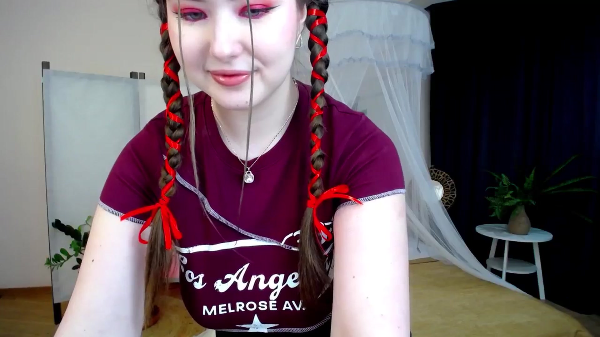 Gallery image thumbnail from AdmireMyEyes's myfreecams stream on, 11/26/2024, 19:47 image 8 of 20