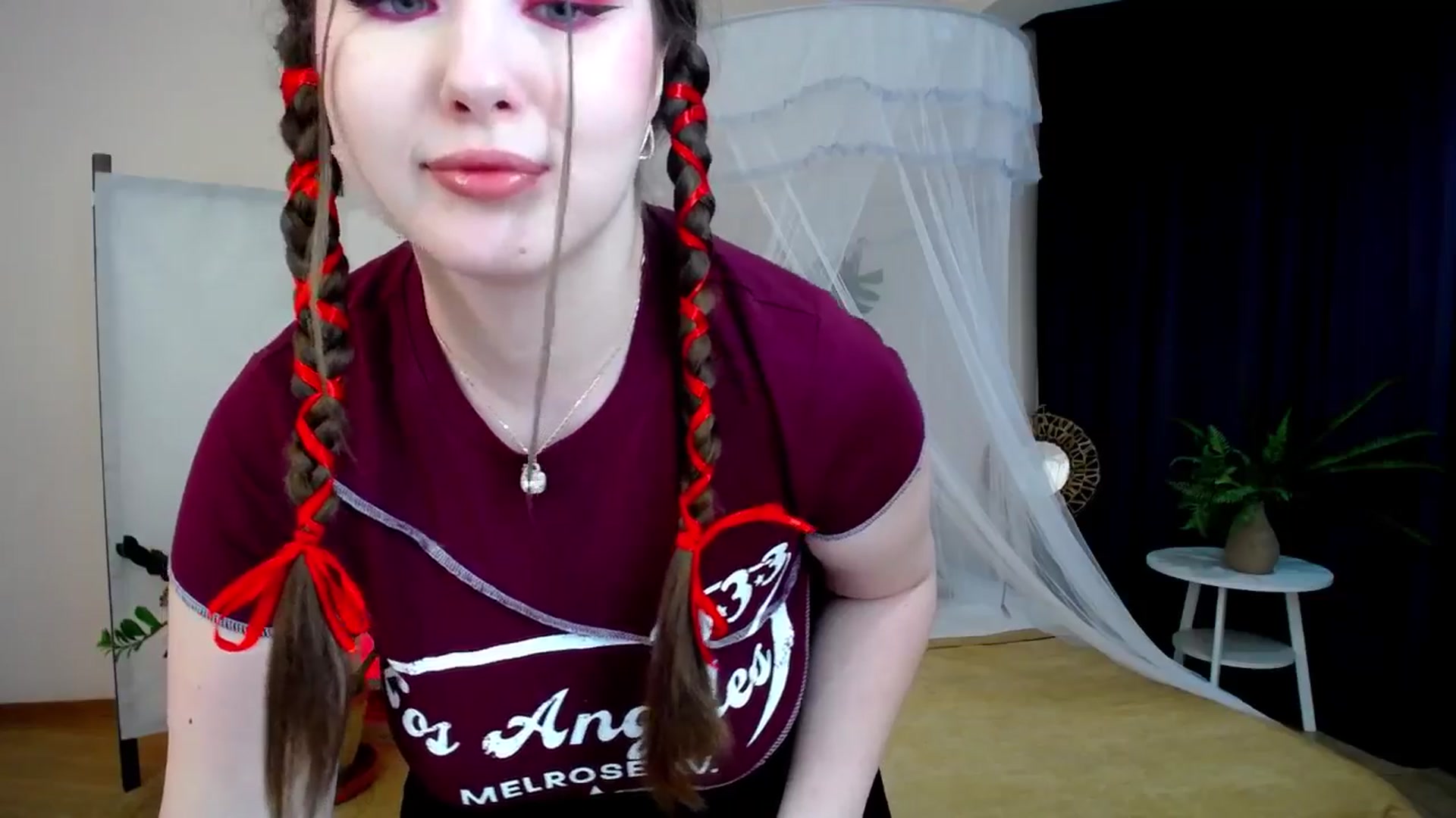 Gallery image thumbnail from AdmireMyEyes's myfreecams stream on, 11/26/2024, 20:24 image 18 of 20
