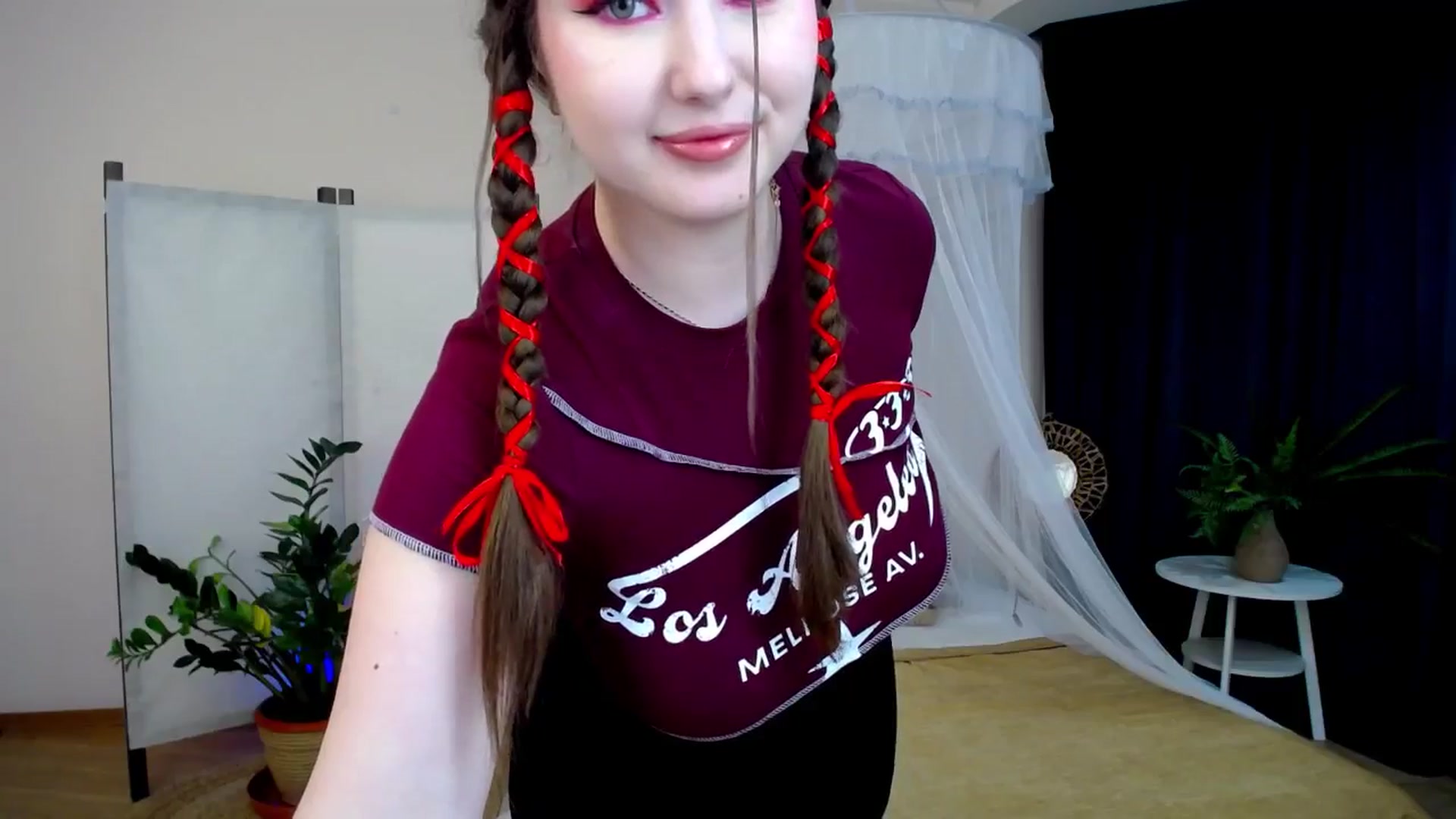 Gallery image thumbnail from AdmireMyEyes's myfreecams stream on, 11/26/2024, 21:16 image 3 of 20