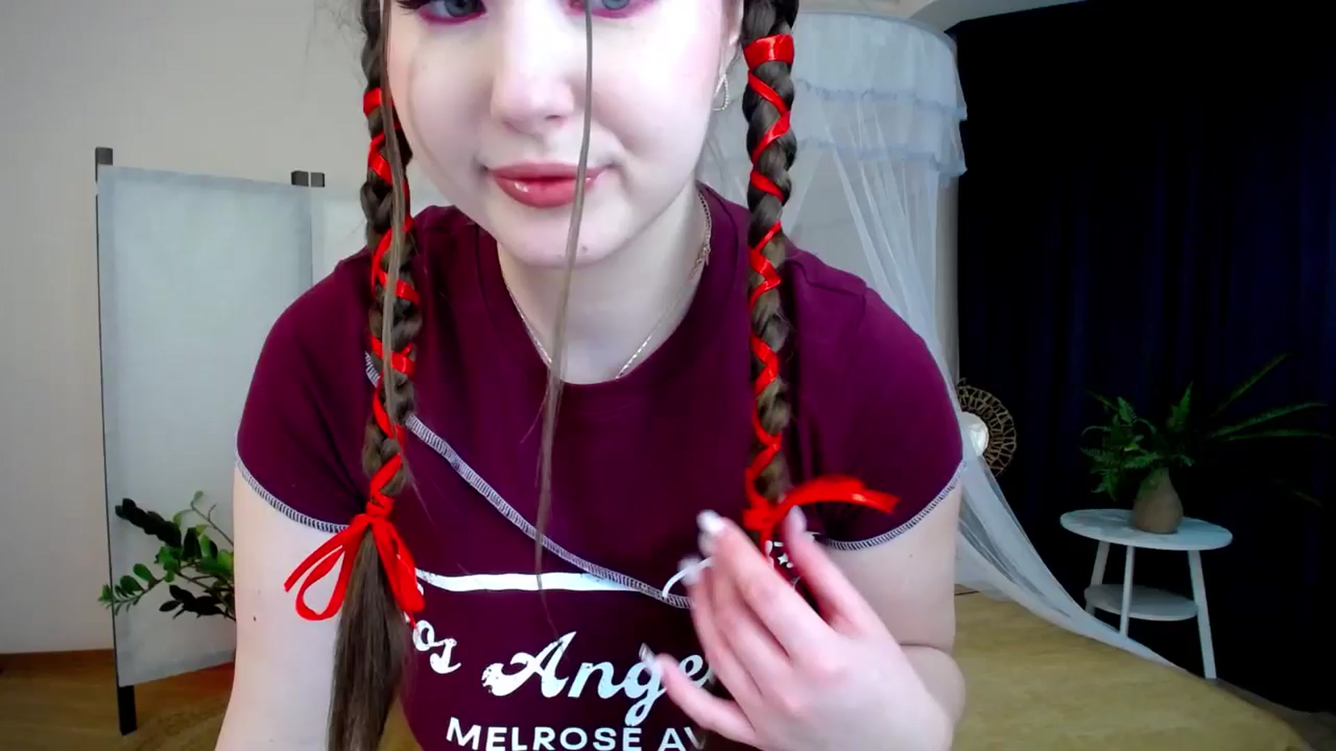 Gallery image thumbnail from AdmireMyEyes's myfreecams stream on, 11/26/2024, 21:16 image 6 of 20