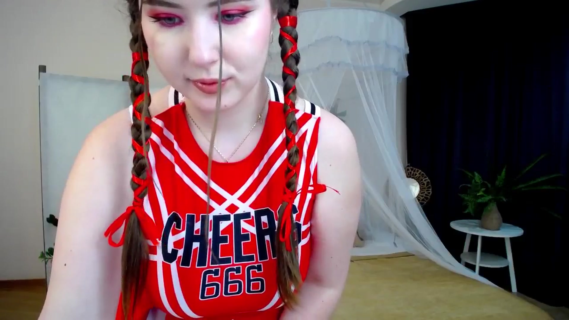 Gallery image thumbnail from AdmireMyEyes's myfreecams stream on, 11/26/2024, 23:03 image 6 of 20