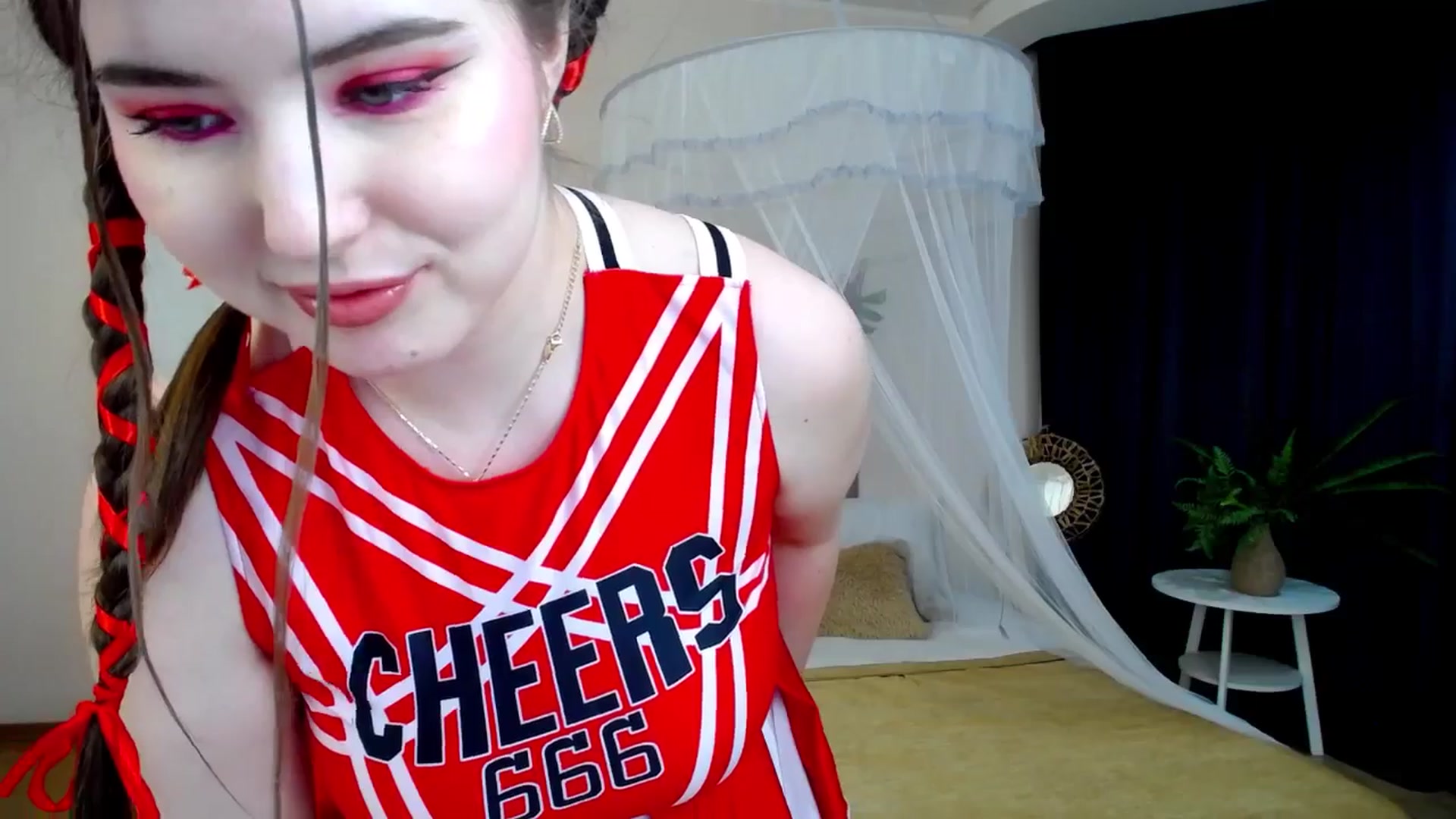 Gallery image thumbnail from AdmireMyEyes's myfreecams stream on, 11/26/2024, 23:03 image 18 of 20