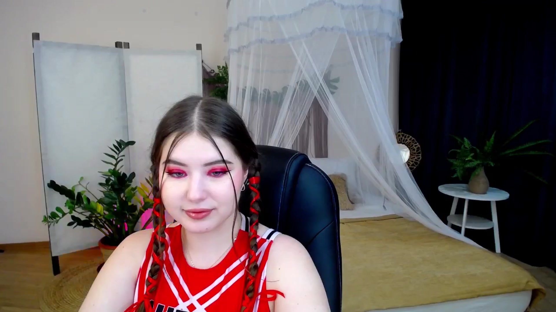 Gallery image thumbnail from AdmireMyEyes's myfreecams stream on, 11/26/2024, 23:03 image 2 of 20
