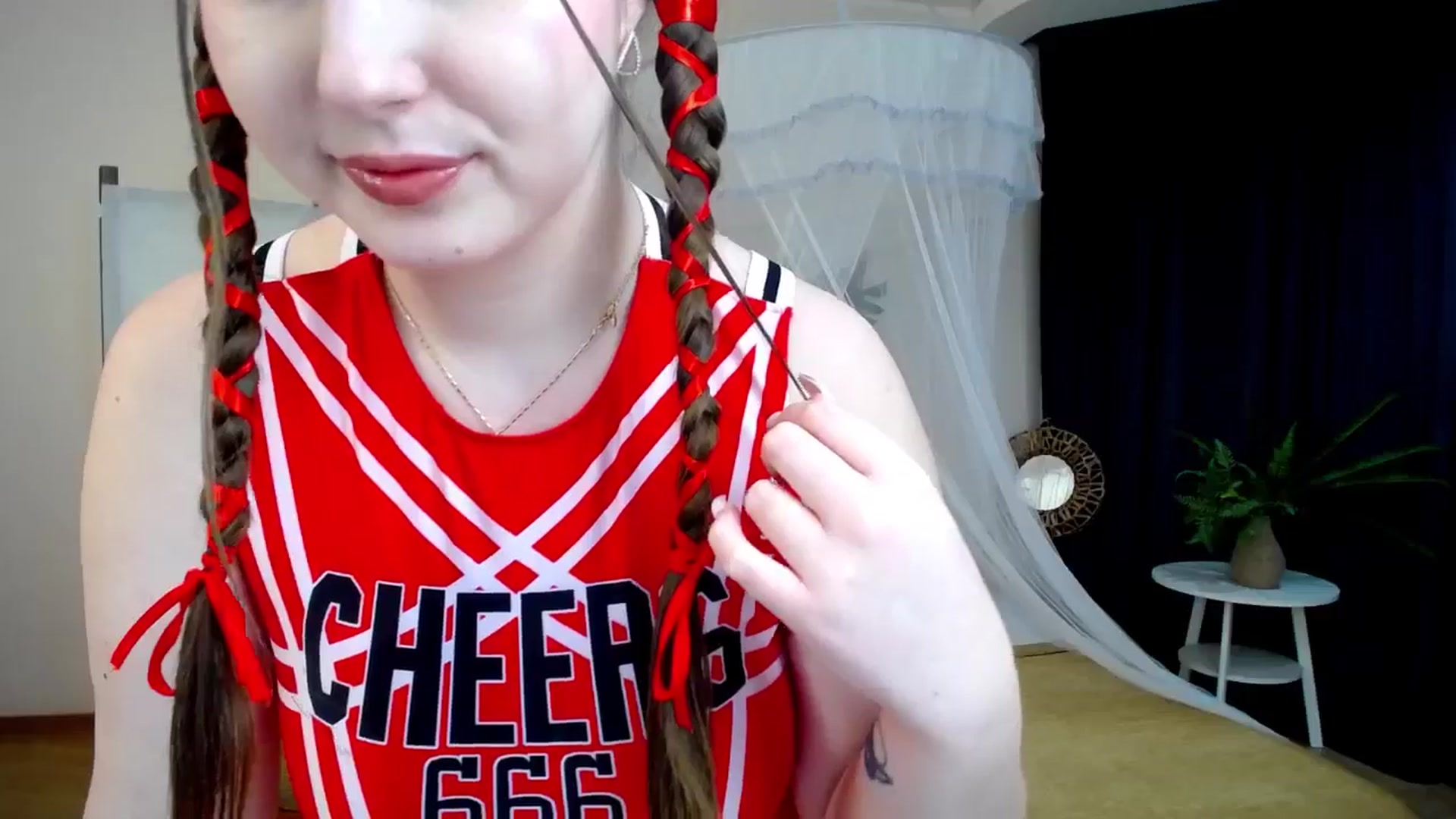Gallery image thumbnail from AdmireMyEyes's myfreecams stream on, 11/26/2024, 23:03 image 8 of 20