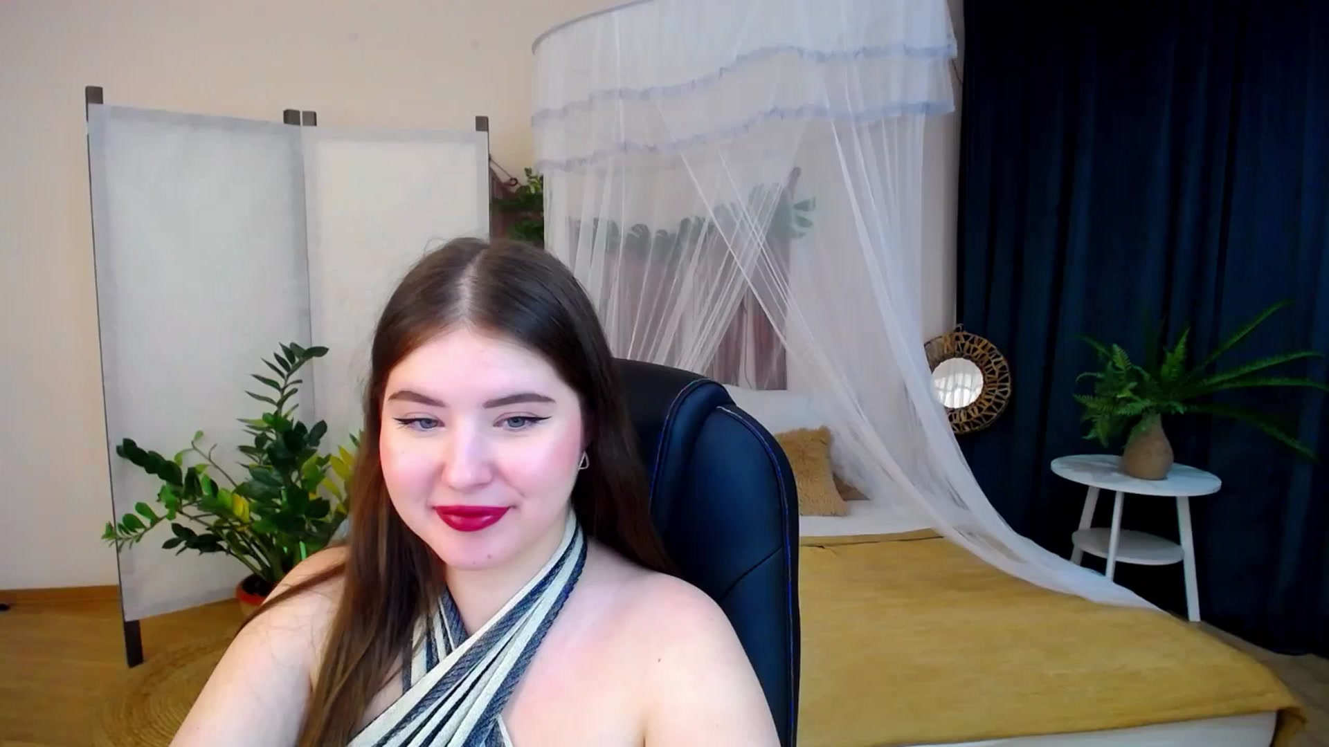 Gallery image thumbnail from AdmireMyEyes's myfreecams stream on, 11/27/2024, 22:25 image 1 of 20