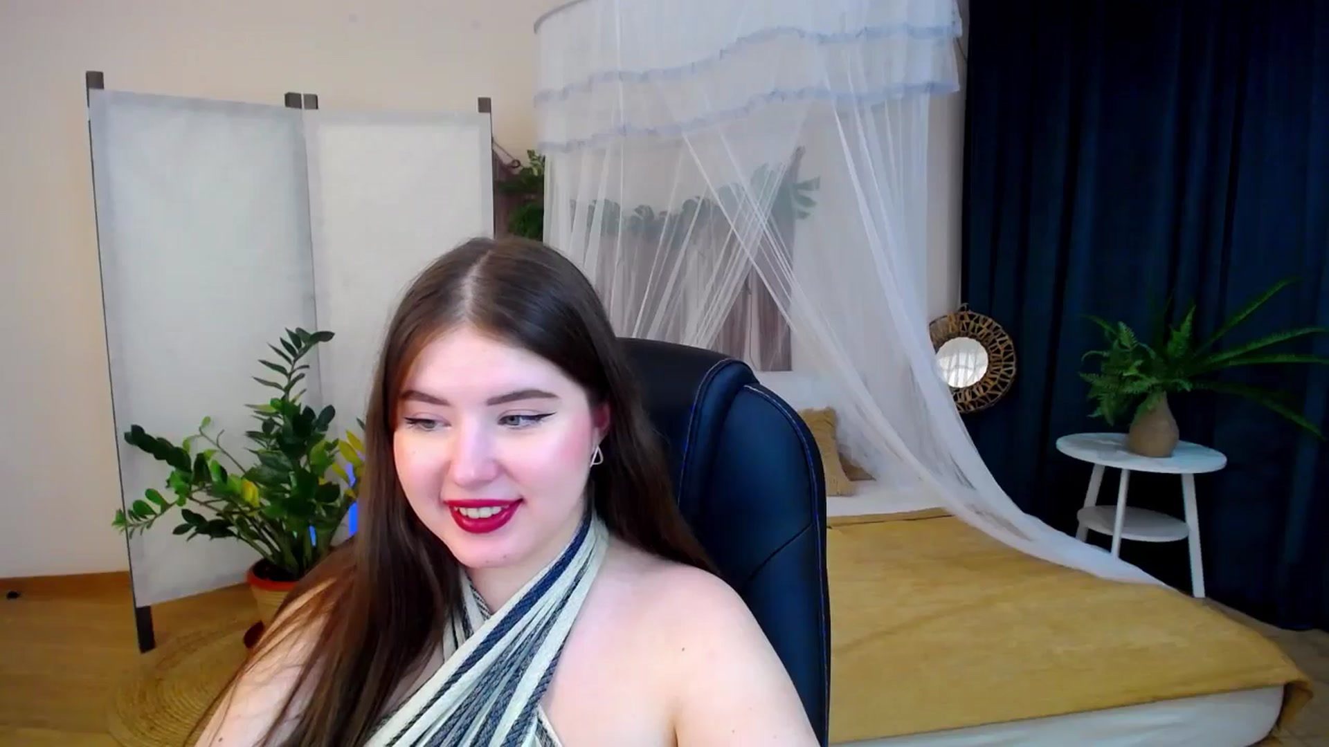 Gallery image thumbnail from AdmireMyEyes's myfreecams stream on, 11/27/2024, 23:18 image 20 of 20