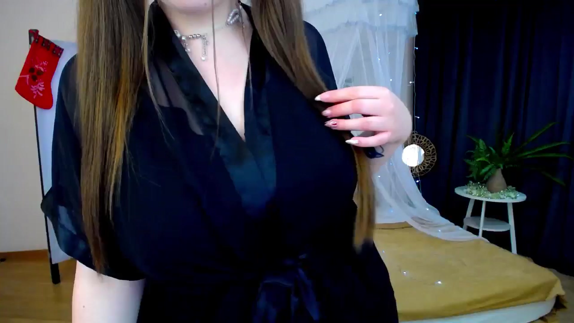 Gallery image thumbnail from AdmireMyEyes's myfreecams stream on, 12/08/2024, 21:47 image 17 of 20