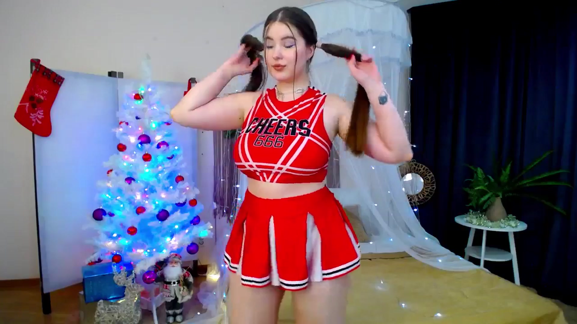 Gallery image thumbnail from AdmireMyEyes's myfreecams stream on, 12/08/2024, 23:10 image 20 of 20