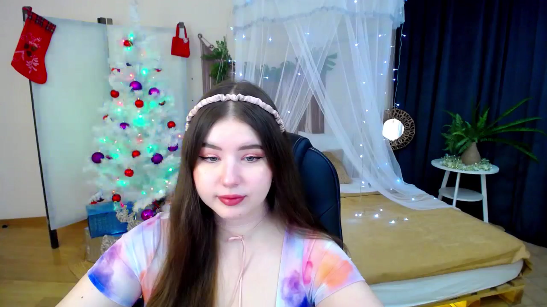 Gallery image thumbnail from AdmireMyEyes's myfreecams stream on, 12/09/2024, 18:57 image 2 of 20