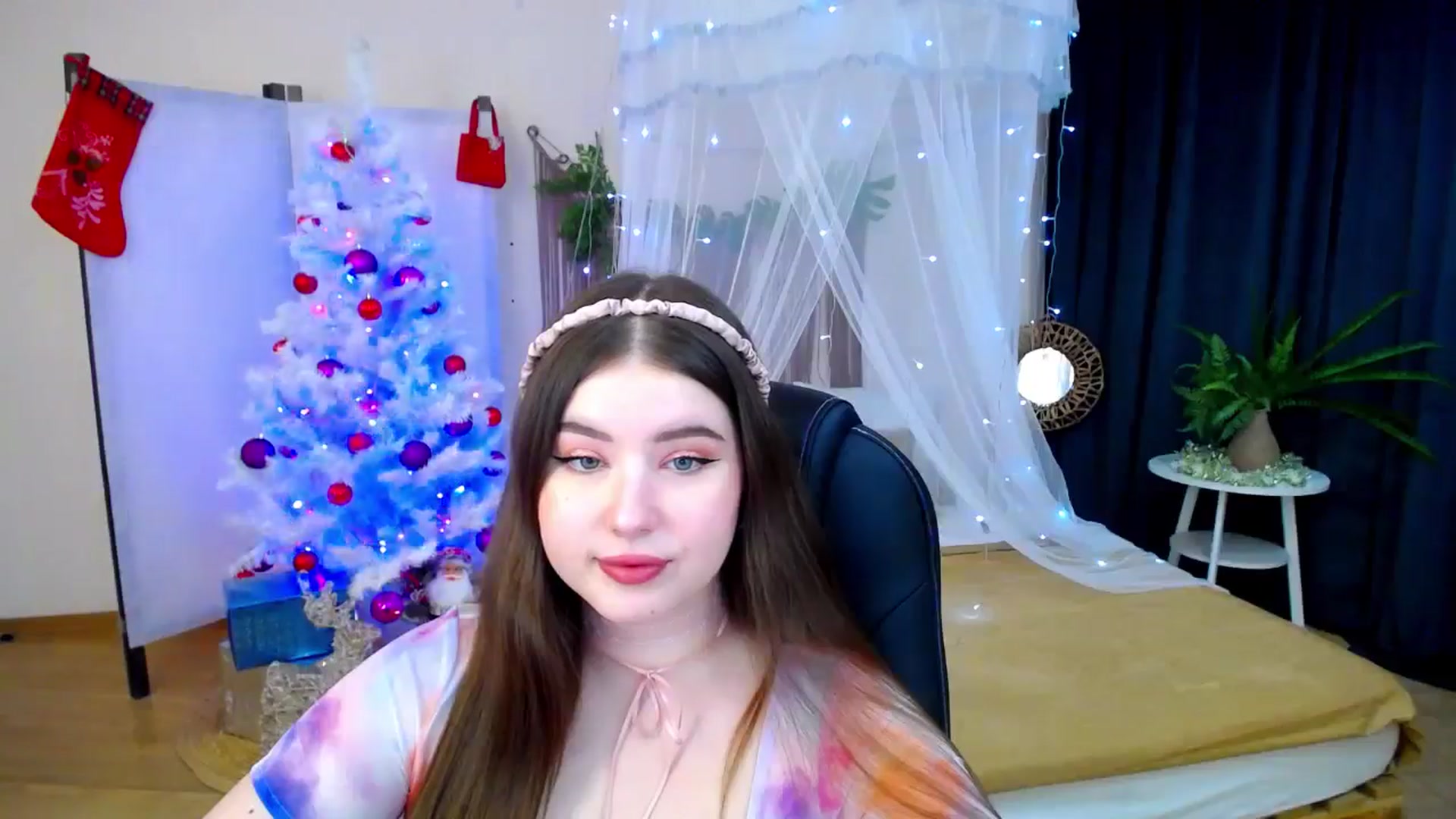 Gallery image thumbnail from AdmireMyEyes's myfreecams stream on, 12/09/2024, 19:46 image 8 of 20
