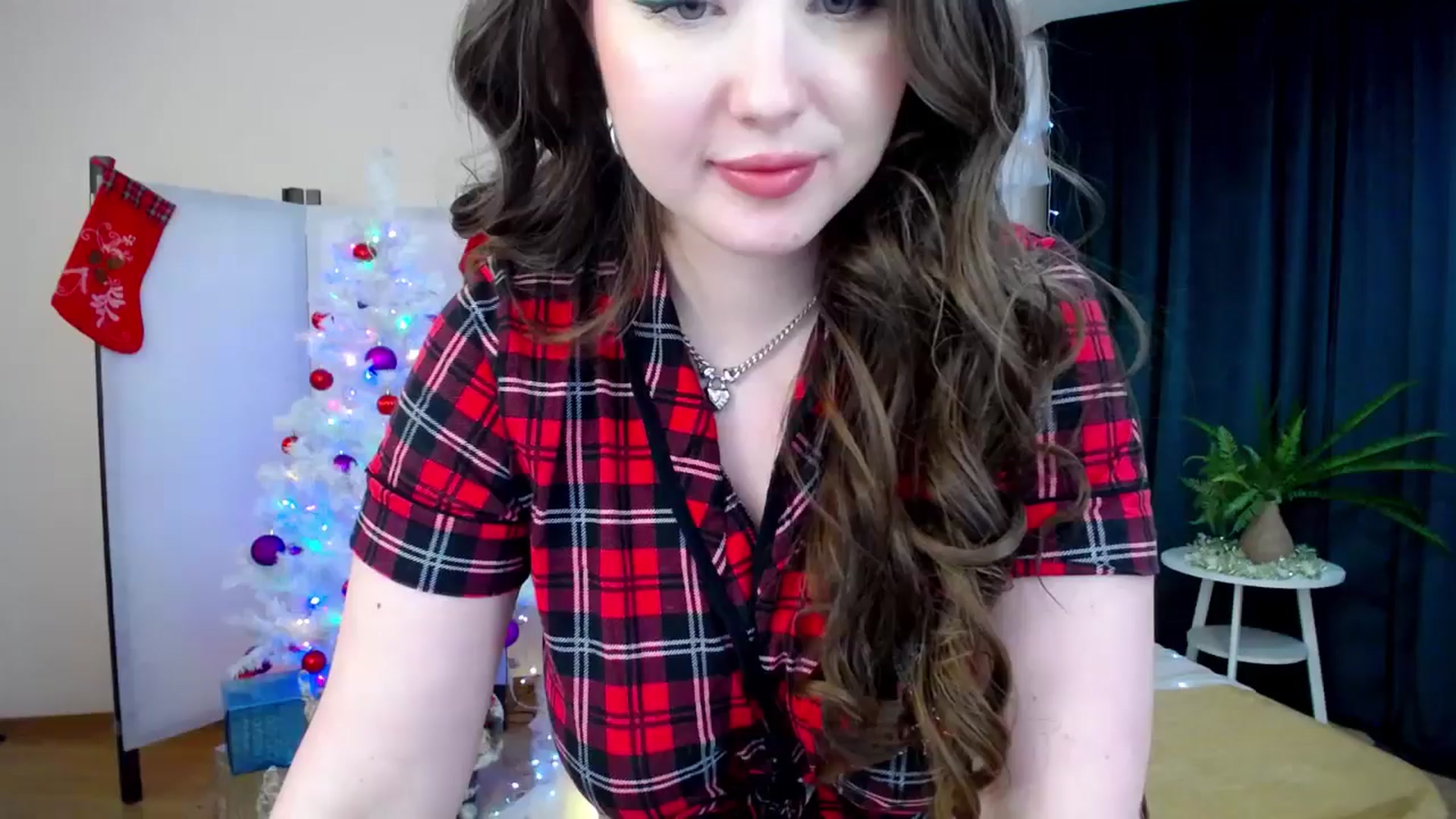 Gallery image thumbnail from AdmireMyEyes's myfreecams stream on, 12/11/2024, 01:02 image 1 of 20