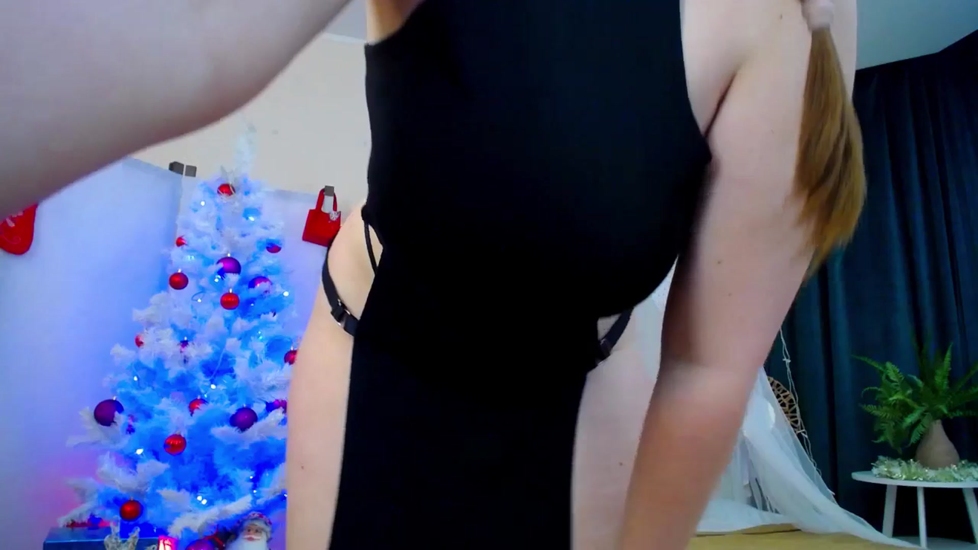 Gallery image thumbnail from AdmireMyEyes's myfreecams stream on, 12/11/2024, 21:47 image 11 of 20