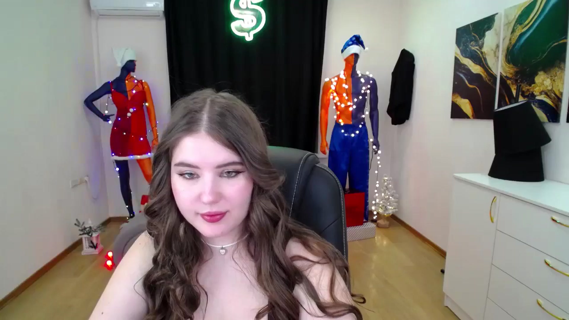 Gallery image thumbnail from AdmireMyEyes's myfreecams stream on, 12/15/2024, 09:14 image 6 of 20