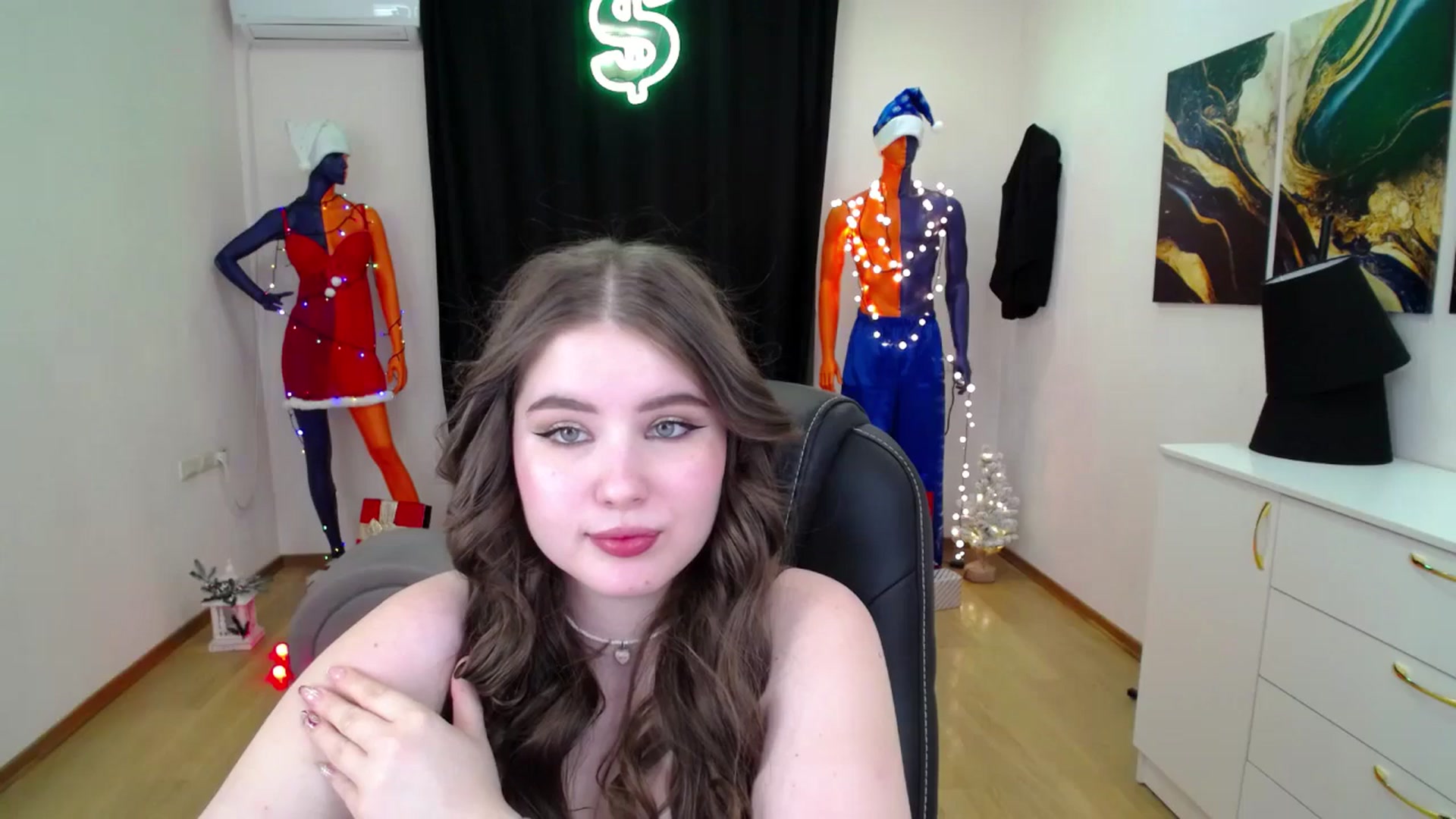 Gallery image thumbnail from AdmireMyEyes's myfreecams stream on, 12/15/2024, 09:14 image 7 of 20