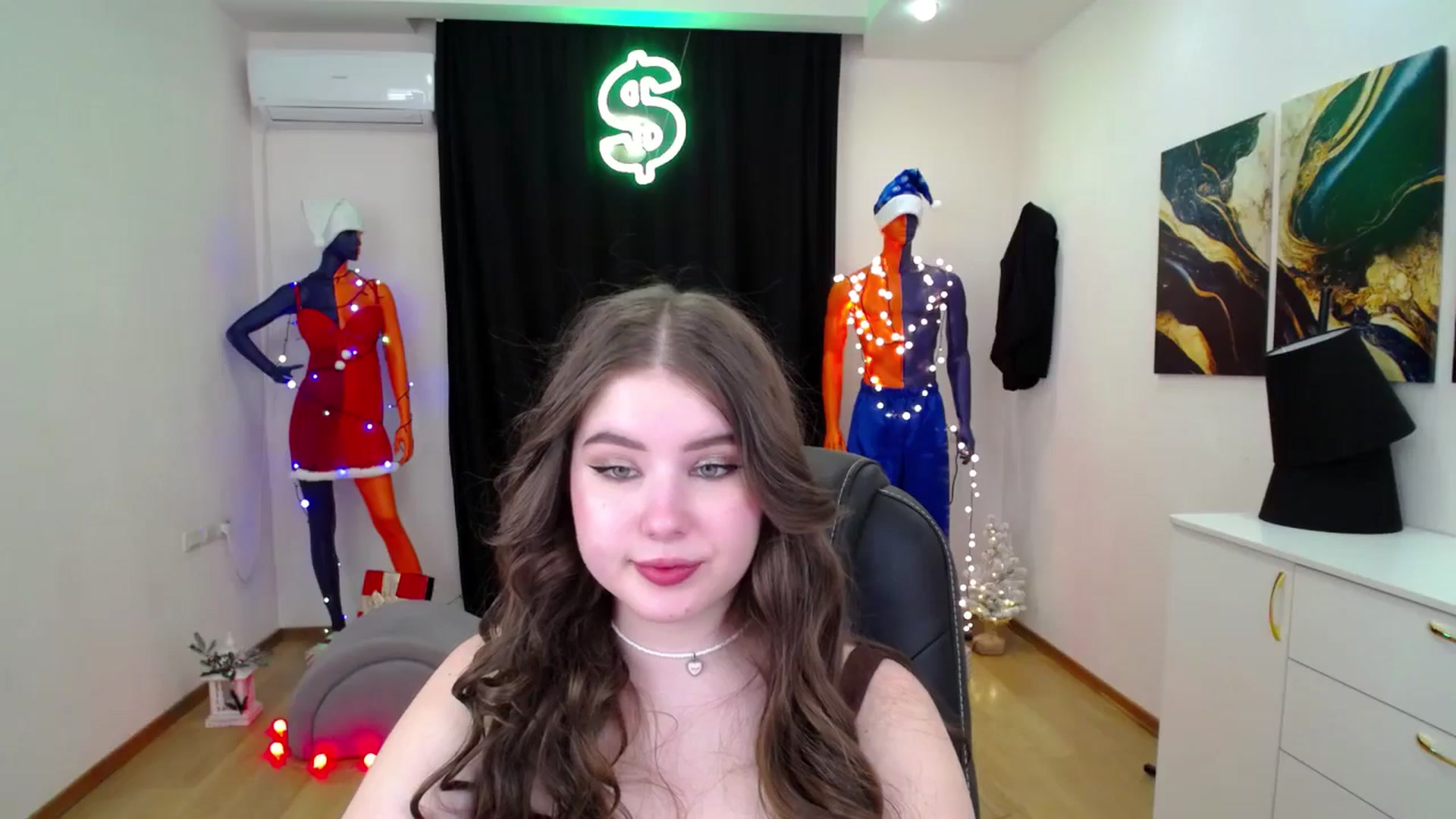 Gallery image thumbnail from AdmireMyEyes's myfreecams stream on, 12/15/2024, 09:30 image 12 of 20