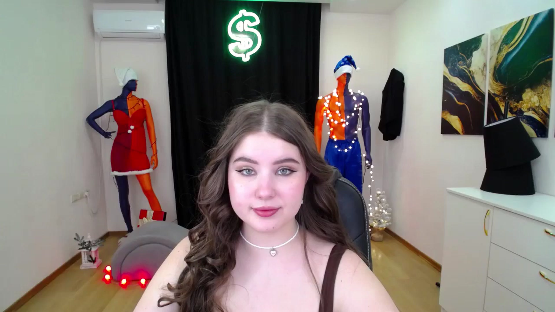 Gallery image thumbnail from AdmireMyEyes's myfreecams stream on, 12/15/2024, 09:30 image 13 of 20
