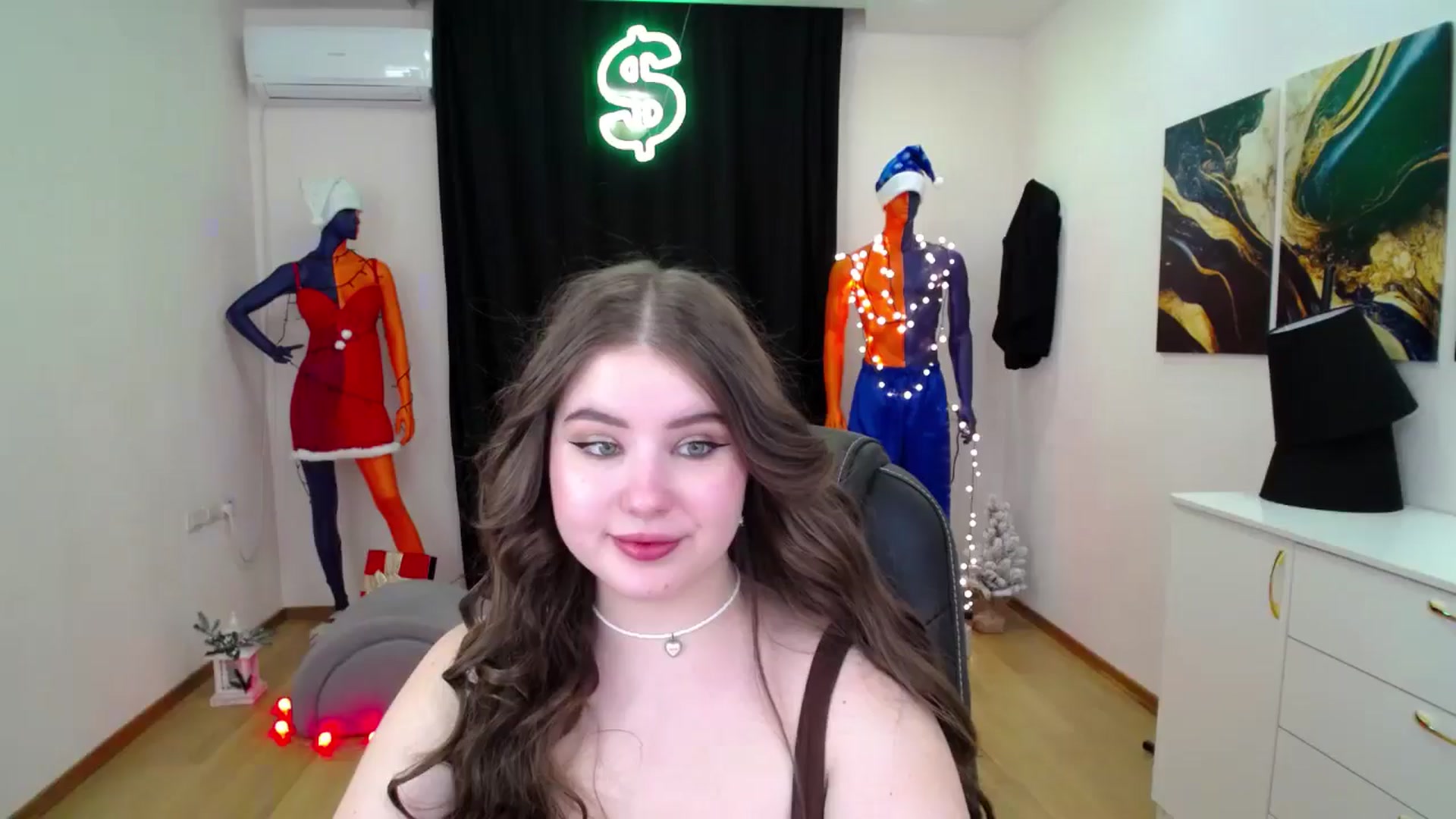 Gallery image thumbnail from AdmireMyEyes's myfreecams stream on, 12/15/2024, 09:30 image 15 of 20