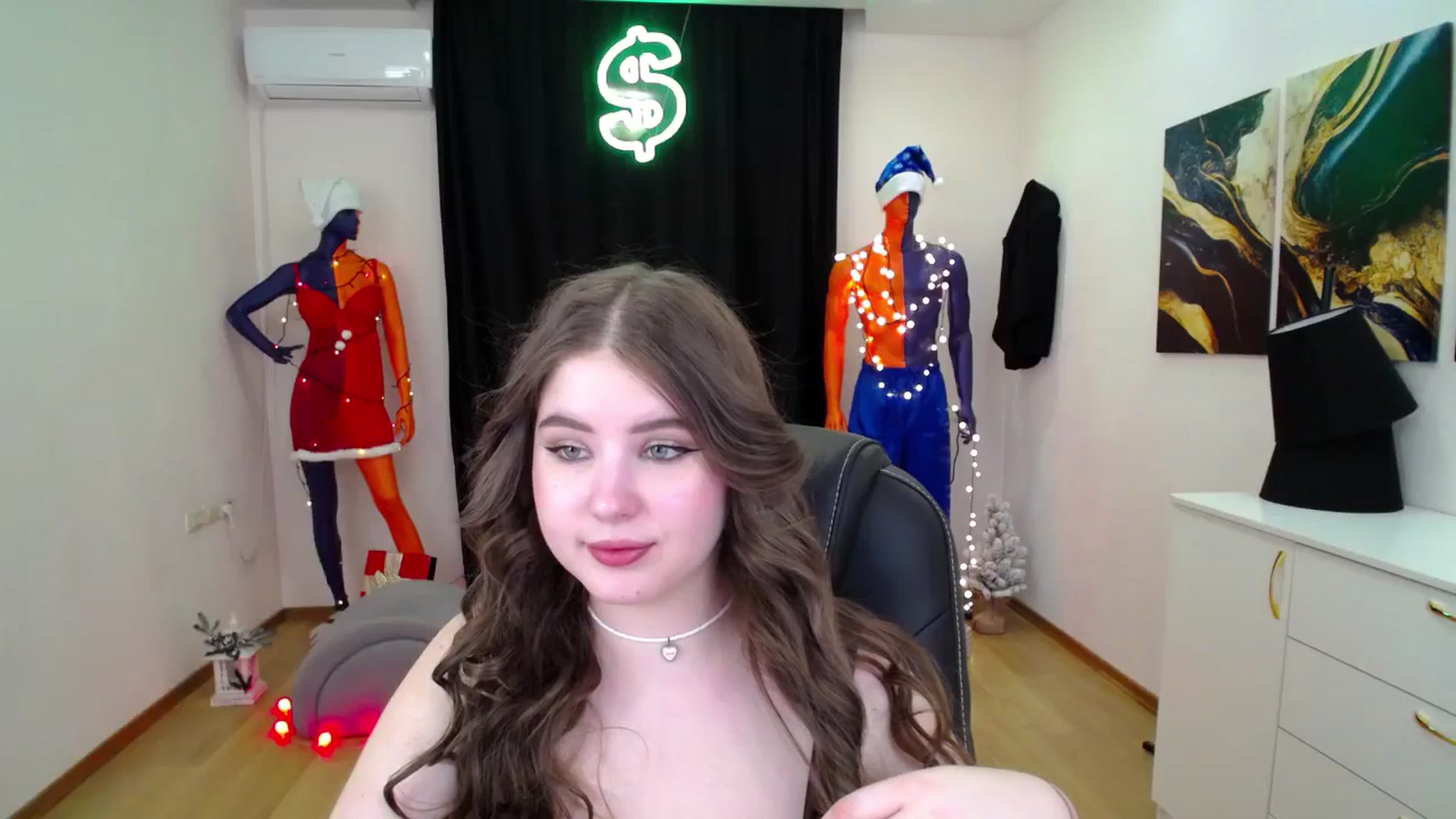 Gallery image thumbnail from AdmireMyEyes's myfreecams stream on, 12/15/2024, 09:30 image 16 of 20