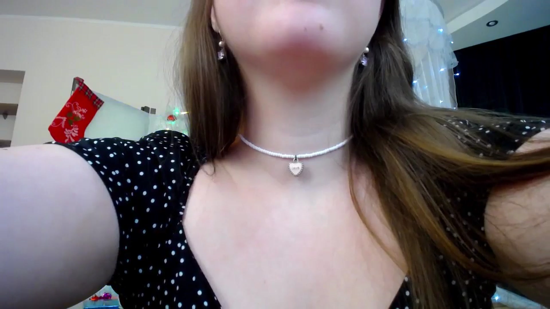 Gallery image thumbnail from AdmireMyEyes's myfreecams stream on, 12/16/2024, 07:17 image 12 of 20