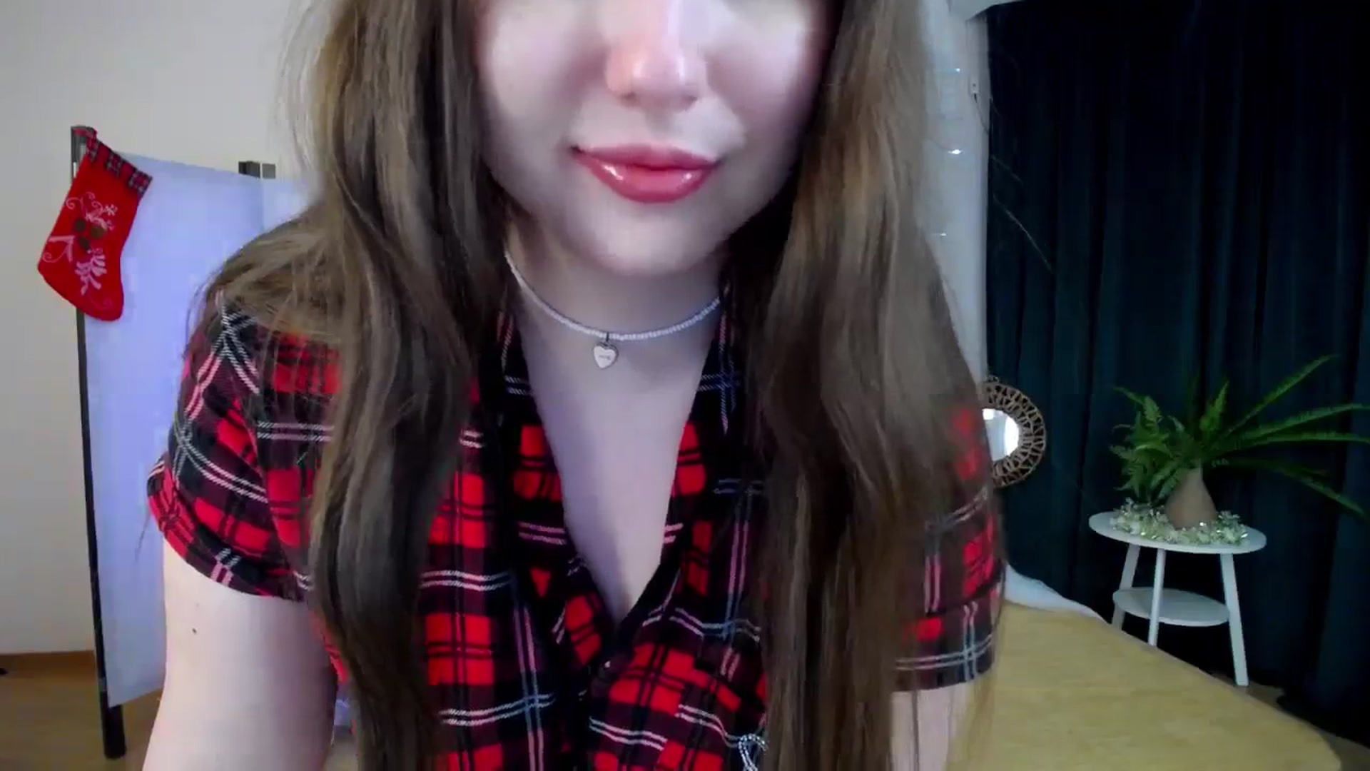 Gallery image thumbnail from AdmireMyEyes's myfreecams stream on, 12/16/2024, 08:54 image 9 of 20