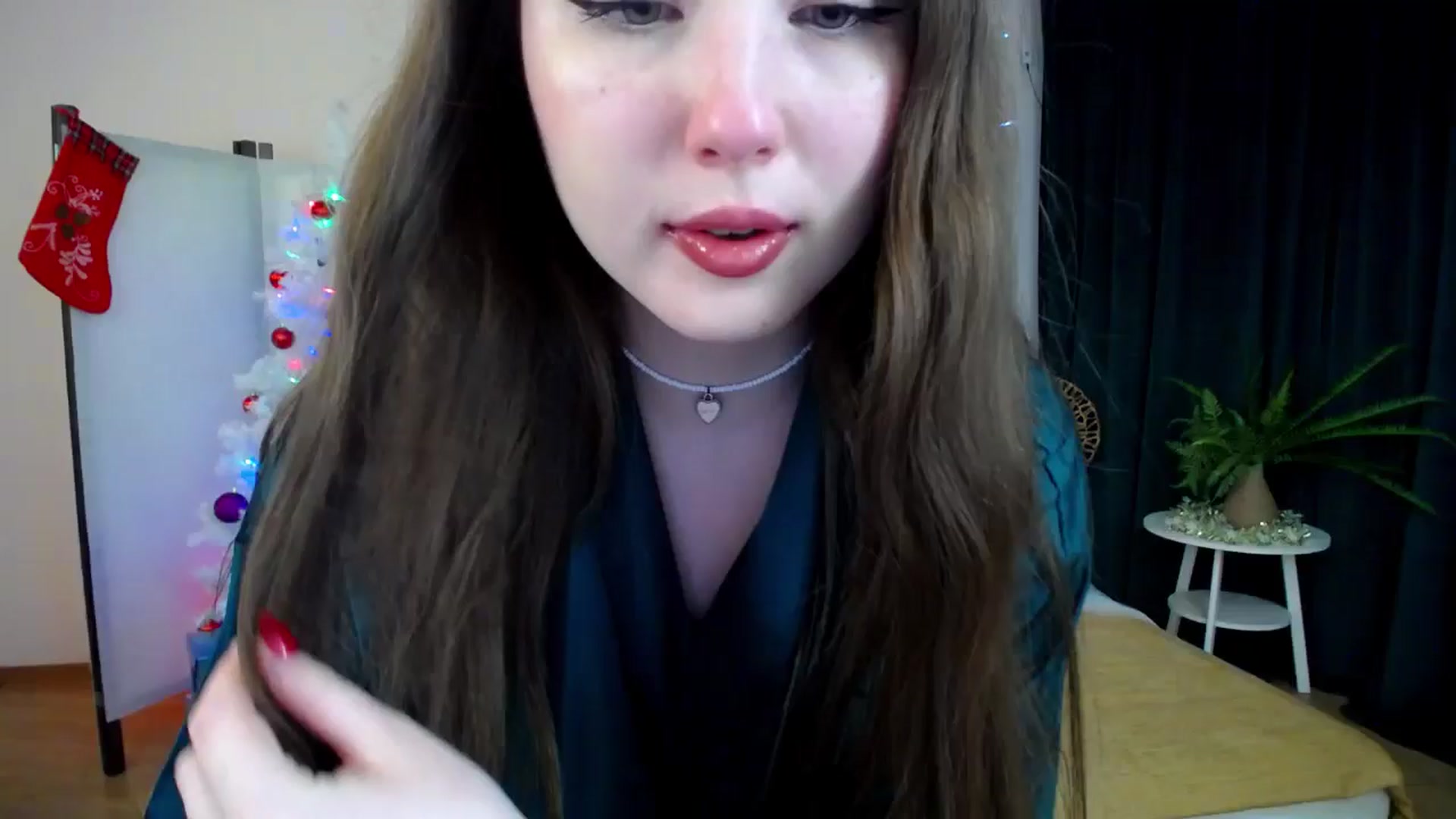 Gallery image thumbnail from AdmireMyEyes's myfreecams stream on, 12/16/2024, 12:12 image 2 of 20