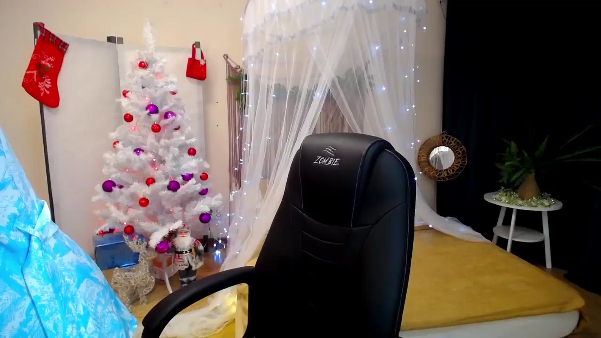 Gallery image thumbnail from AdmireMyEyes's myfreecams stream on, 12/18/2024, 22:31 image 20 of 20