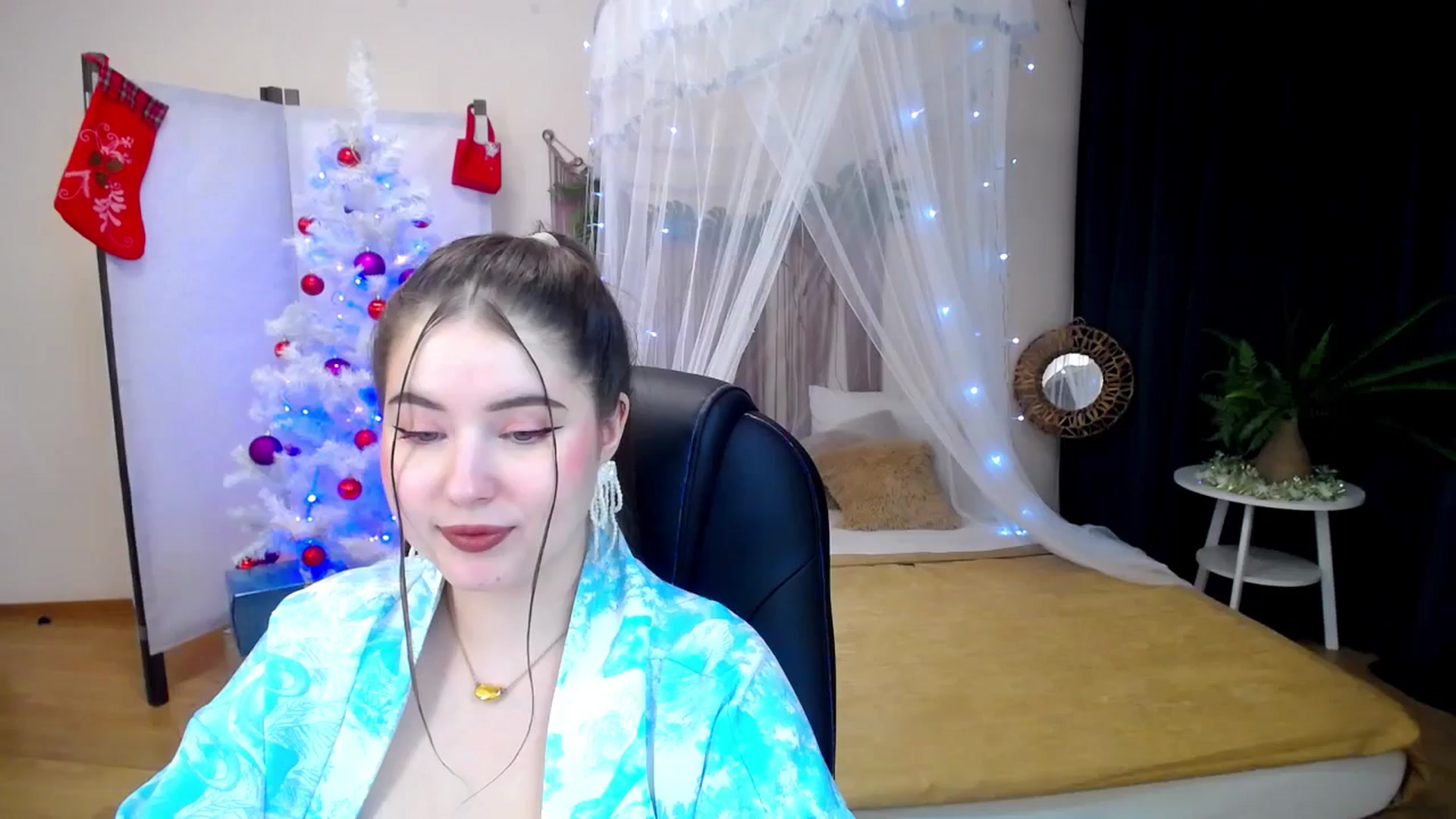 Gallery image thumbnail from AdmireMyEyes's myfreecams stream on, 12/18/2024, 22:31 image 7 of 20