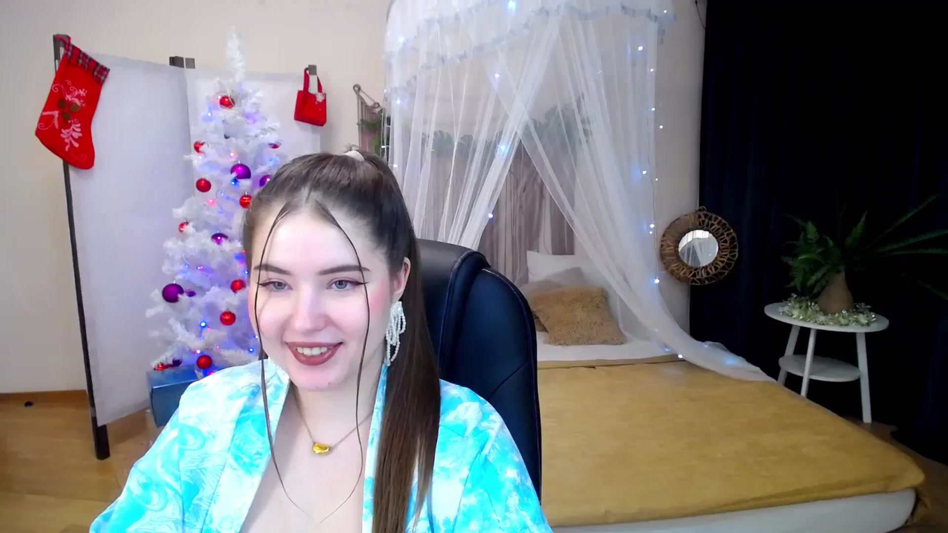 Gallery image thumbnail from AdmireMyEyes's myfreecams stream on, 12/18/2024, 22:31 image 11 of 20