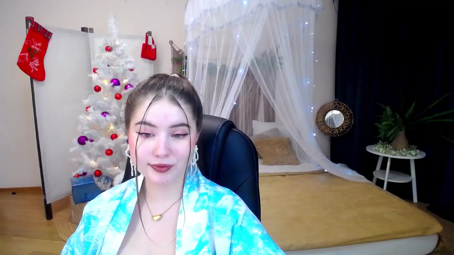 Gallery image thumbnail from AdmireMyEyes's myfreecams stream on, 12/18/2024, 22:31 image 4 of 20
