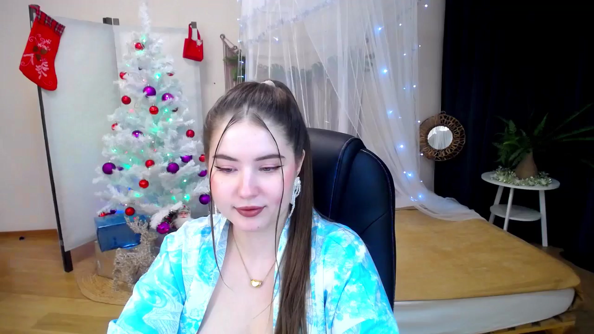 Gallery image thumbnail from AdmireMyEyes's myfreecams stream on, 12/18/2024, 23:39 image 11 of 20