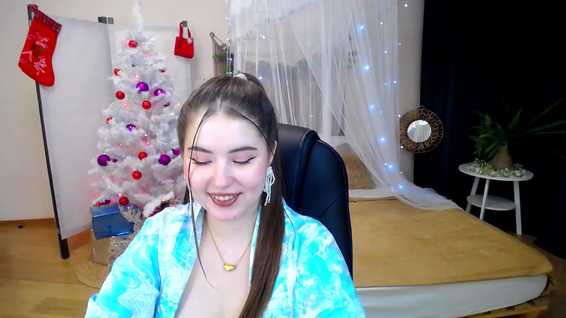 Gallery image thumbnail from AdmireMyEyes's myfreecams stream on, 12/18/2024, 23:39 image 7 of 20