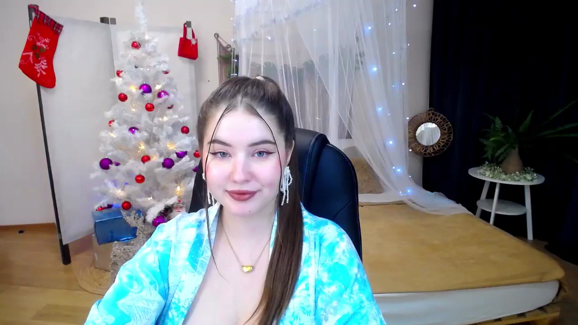 Gallery image thumbnail from AdmireMyEyes's myfreecams stream on, 12/18/2024, 23:39 image 2 of 20