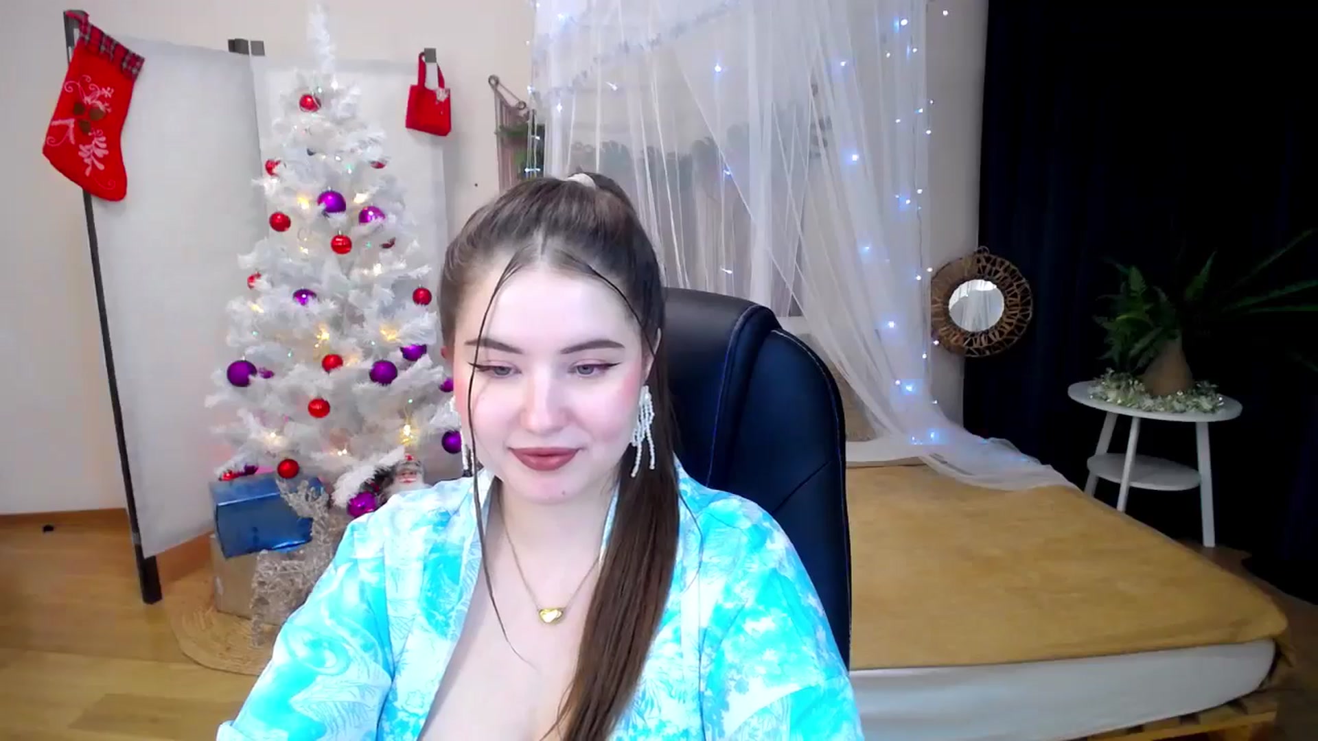 Gallery image thumbnail from AdmireMyEyes's myfreecams stream on, 12/18/2024, 23:39 image 9 of 20